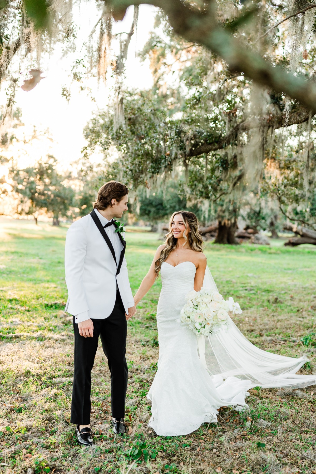 kalea-and-sam-colnial-at-sunset-wedding-san-antonio-tampa-fl-expedition-joy-photography-92