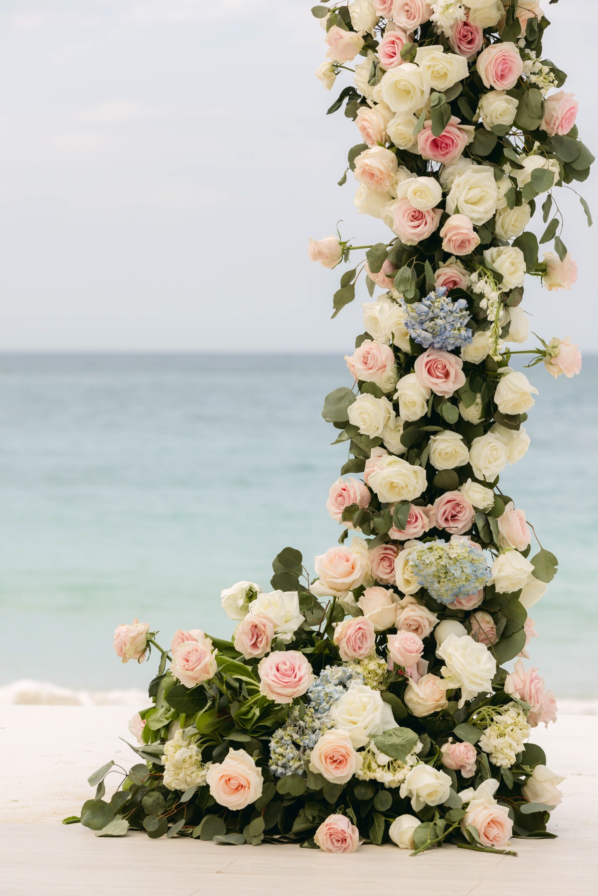 pink ivory and blue wedding flowers