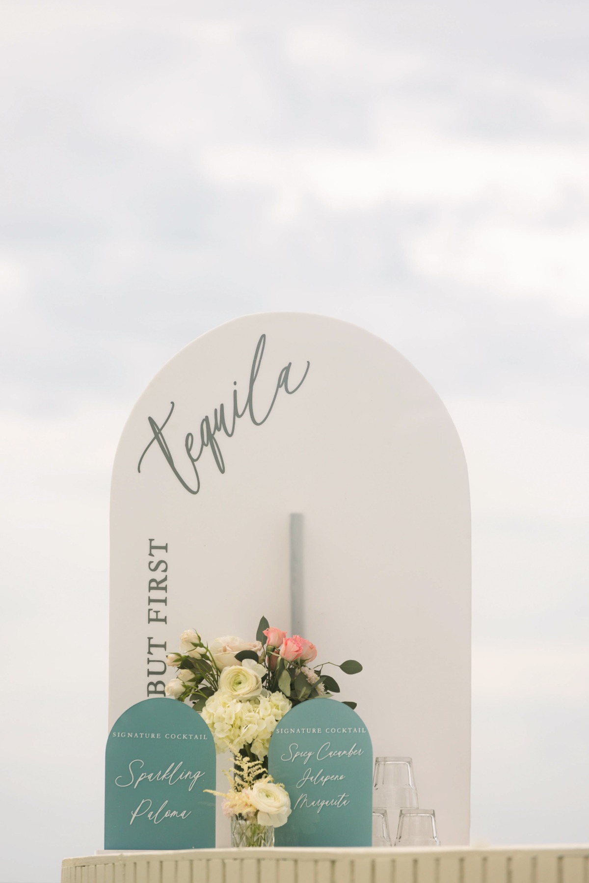bar sign ideas for wedding