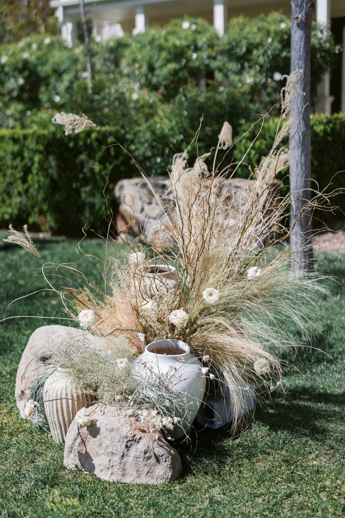 dried flower arrangements for wedding ceremony