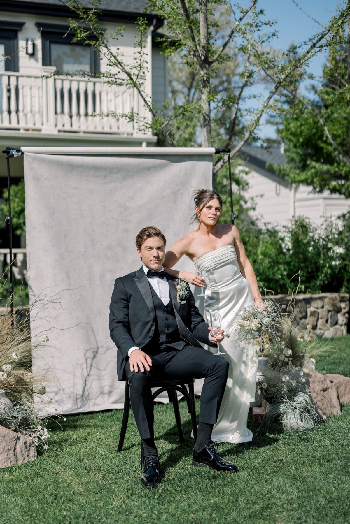 editorial couples photo ideas
