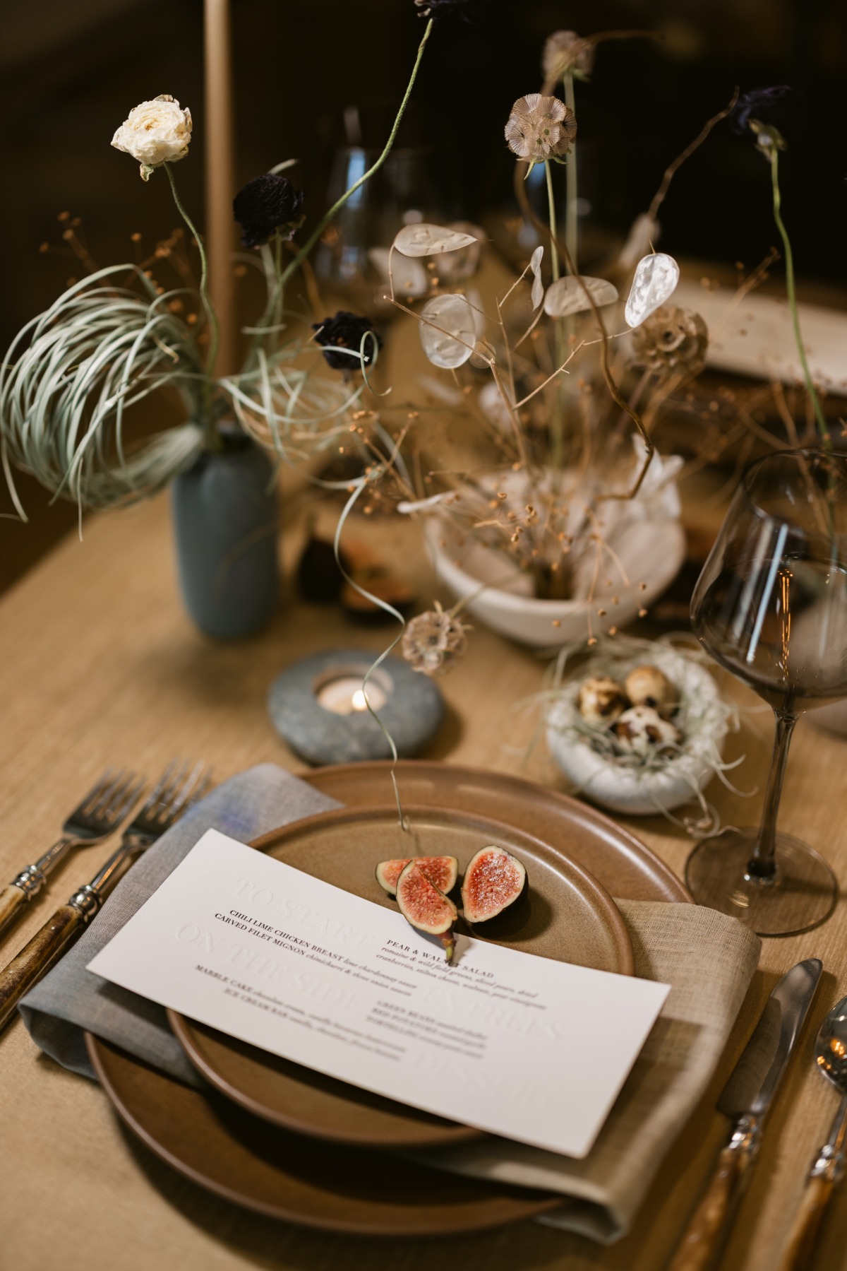 fig table decor for wedding