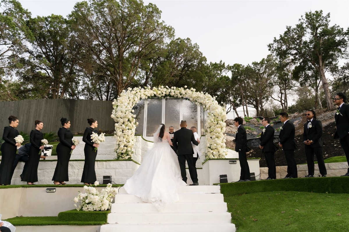 mili-and-tom-sneak-peeks-faith-and-fire-the-cove-austin-tx-070_websize