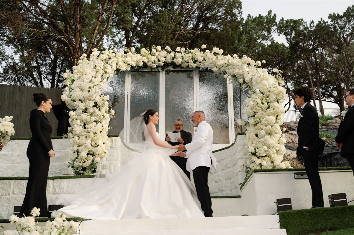 mili-and-tom-sneak-peeks-faith-and-fire-the-cove-austin-tx-078_websize