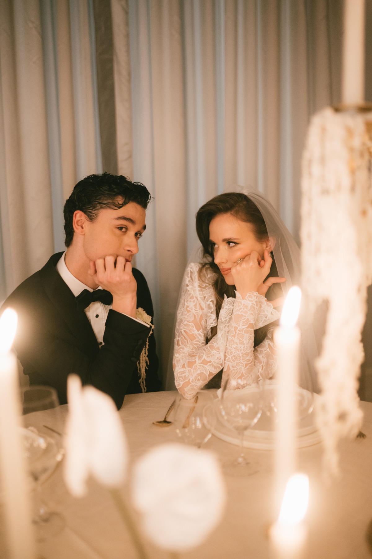 couples photo idea for wedding