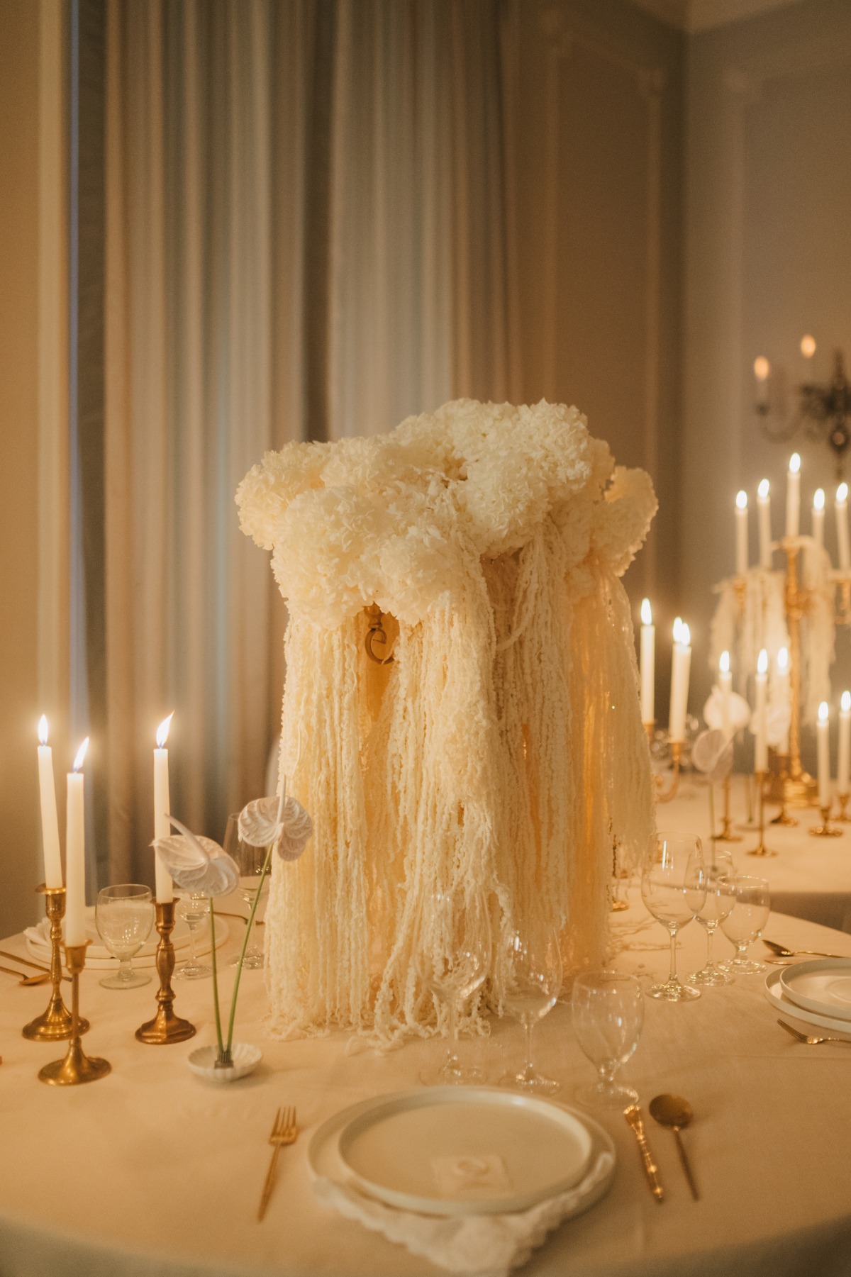 dripping wax decor for wedding