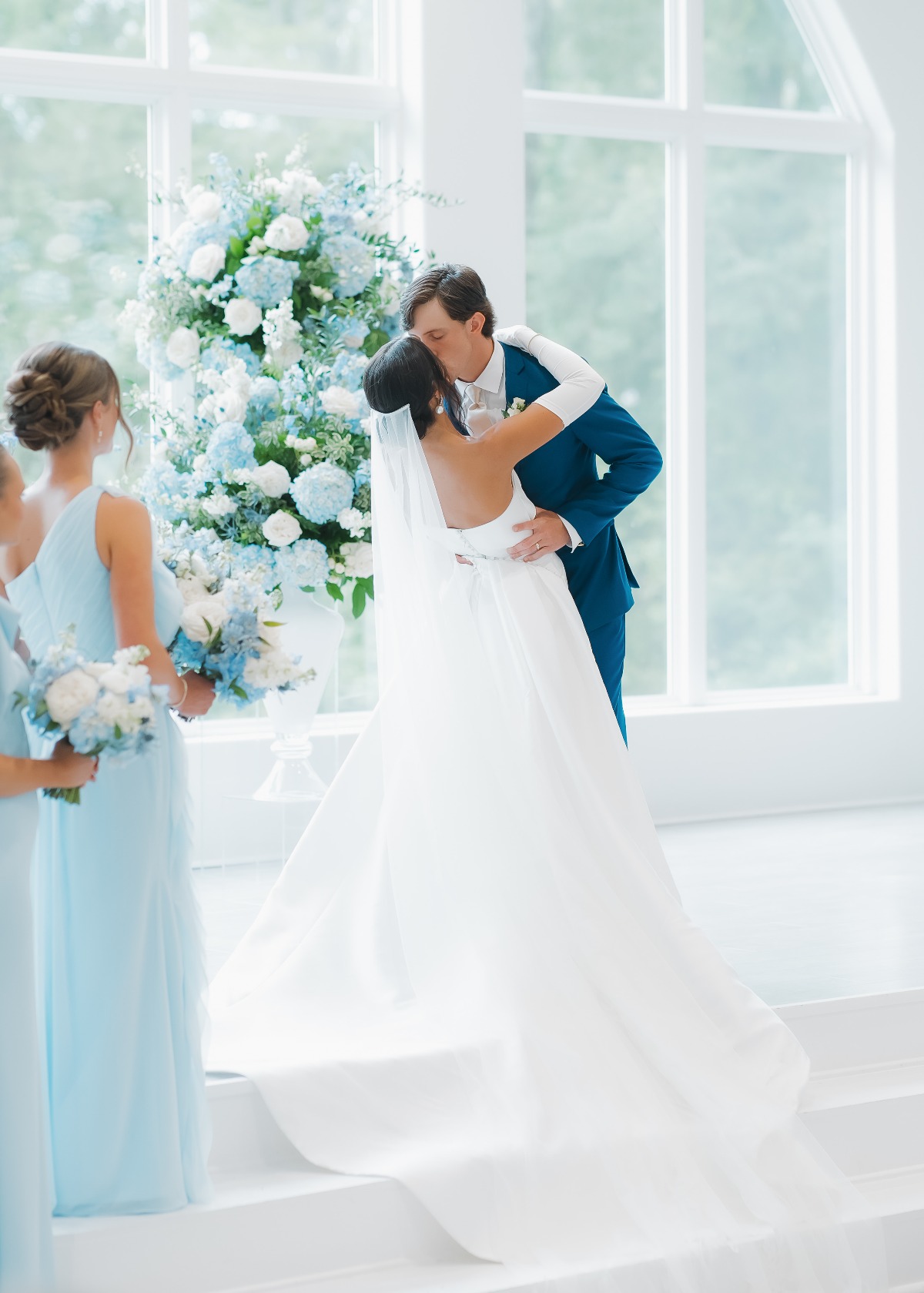 blue and white wedding ceremony