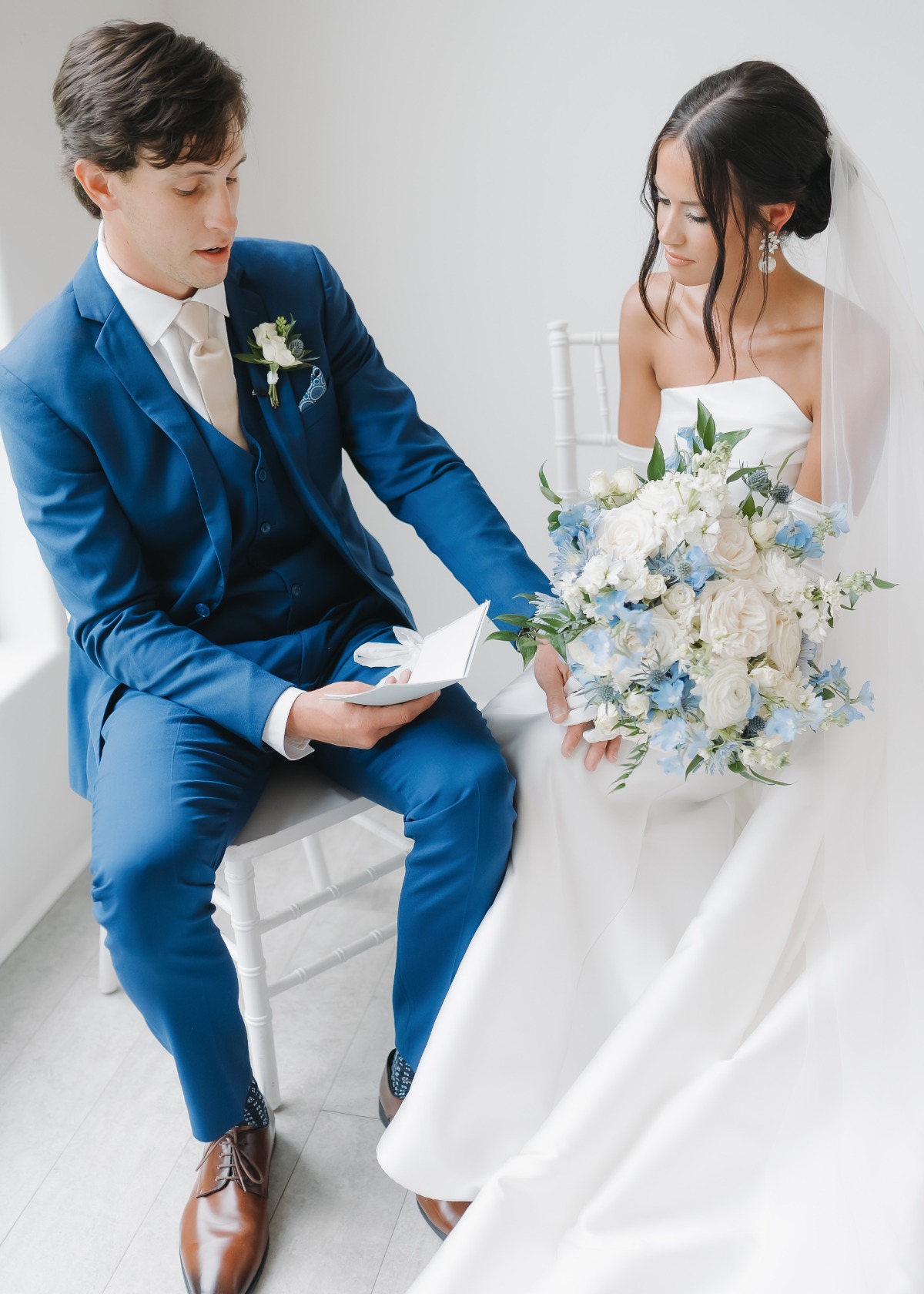 blue and white wedding bouquet