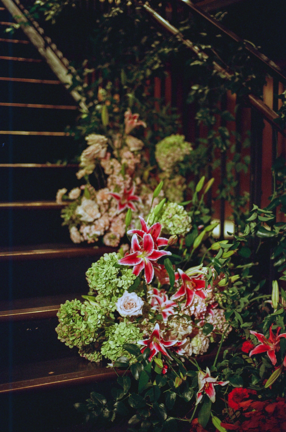 moody yet vibrant wedding flowers