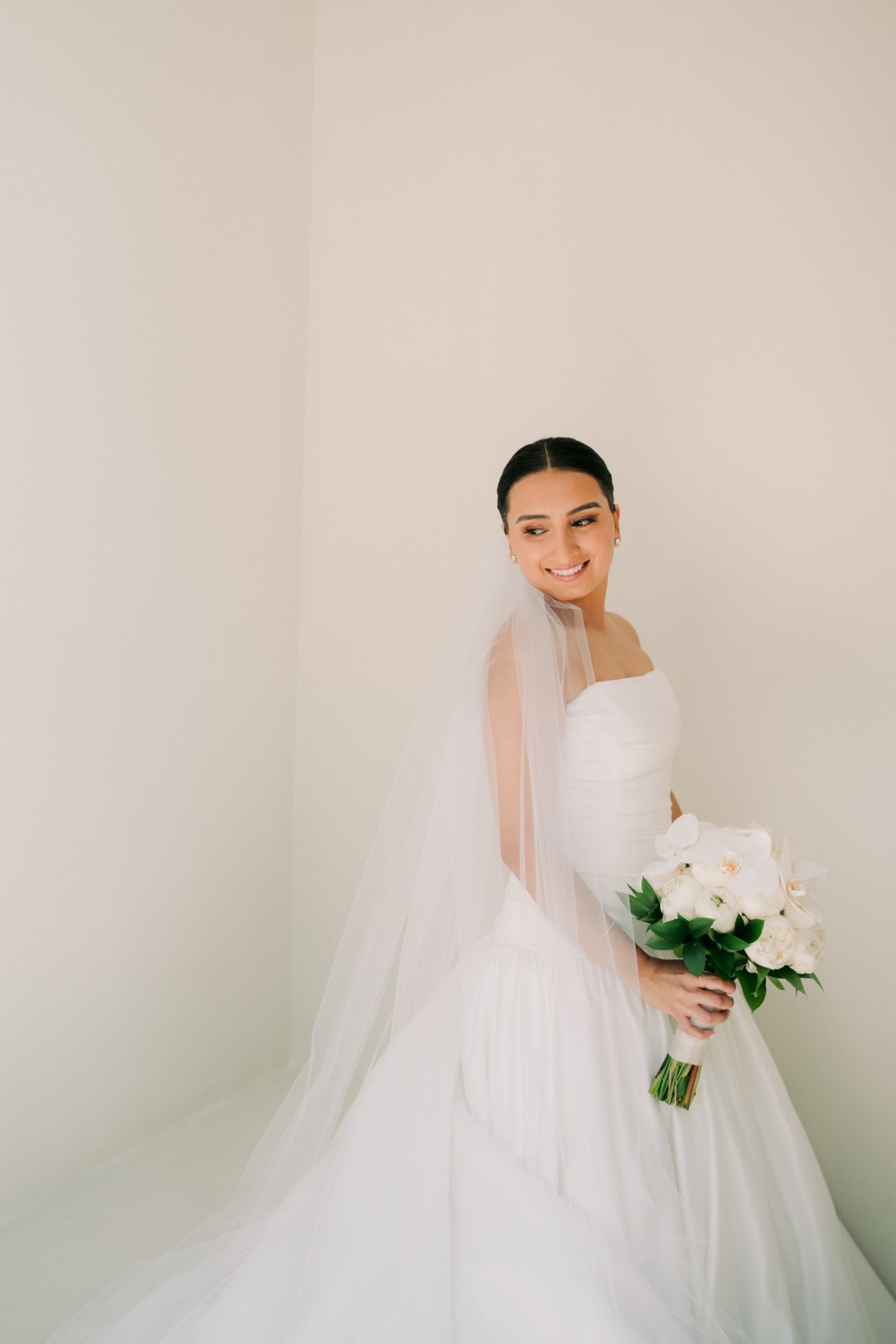 anji-dylan-partial-valeria-bross-008