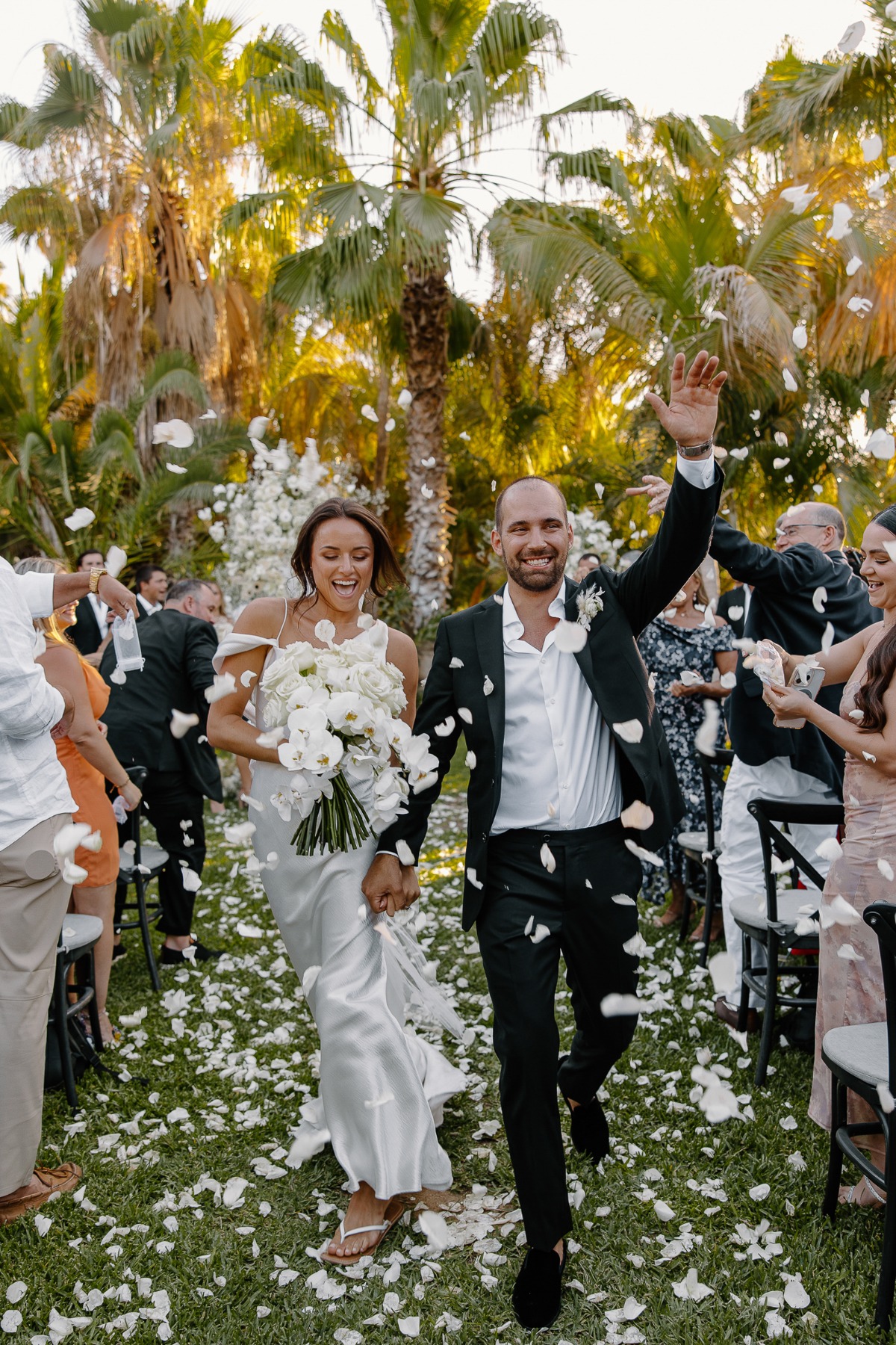 petal toss ideas for wedding ceremony