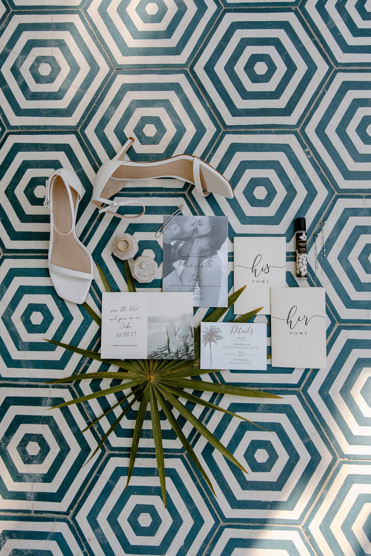 cool stationery flat lay ideas