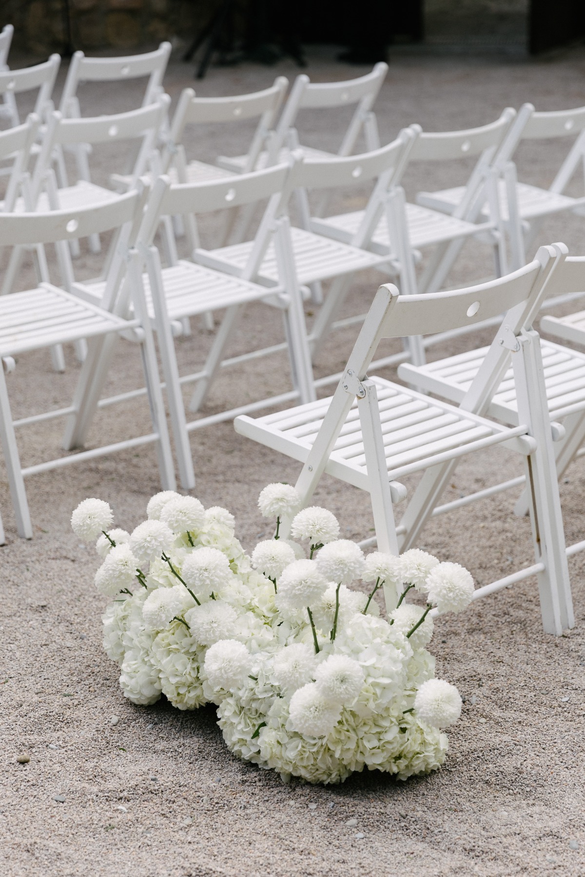 all white wedding flower ideas