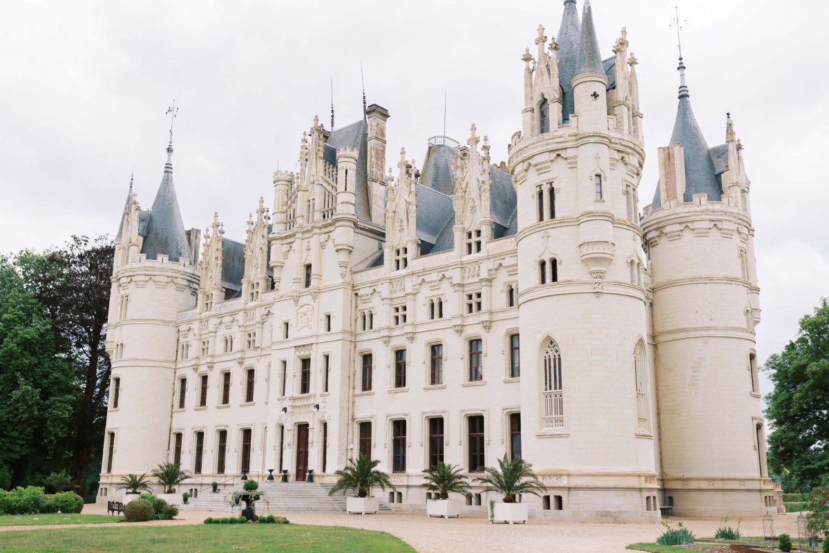 enchanting-chateau-wedding_lisa-leanne-photography_1