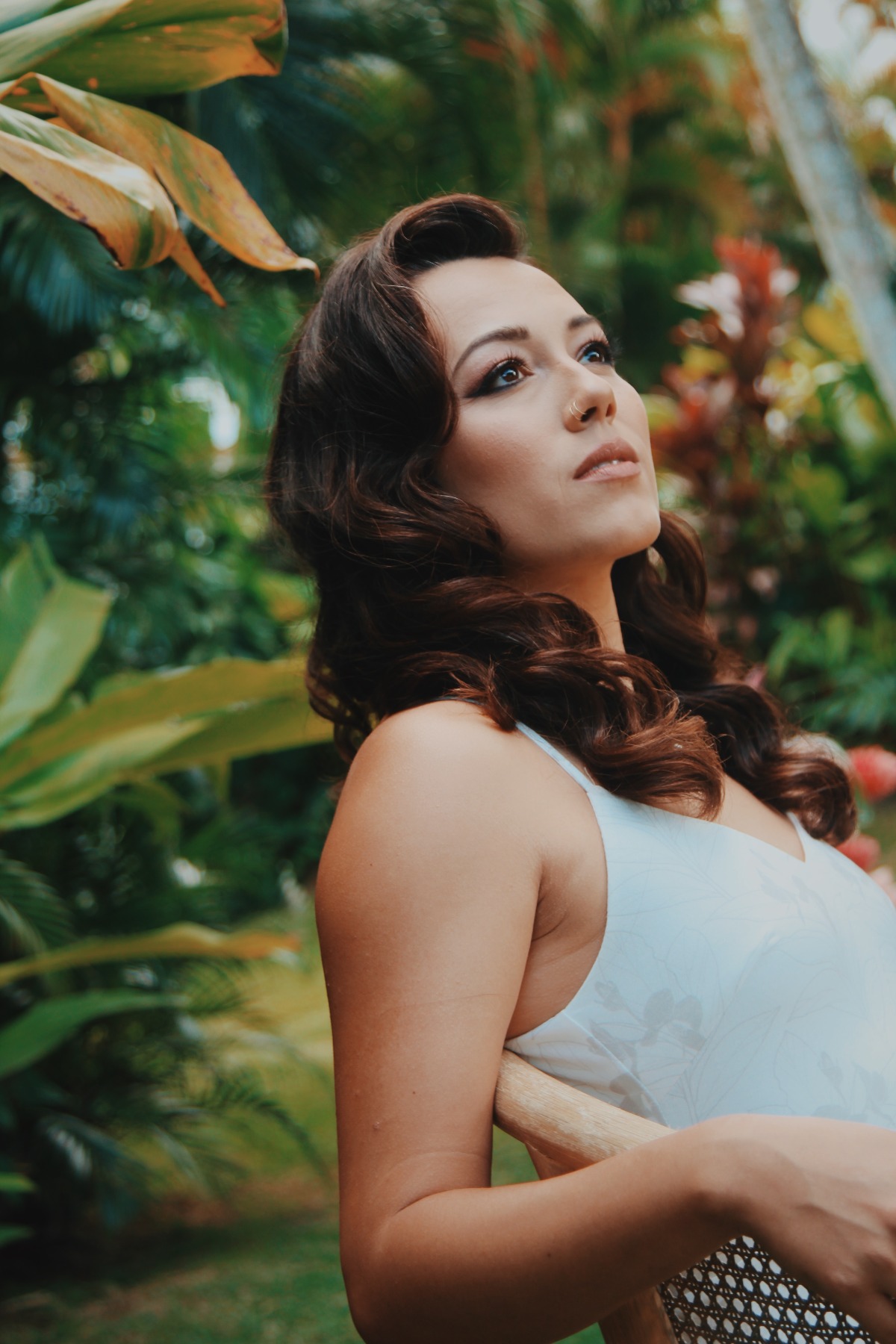 bridal portrait pose ideas