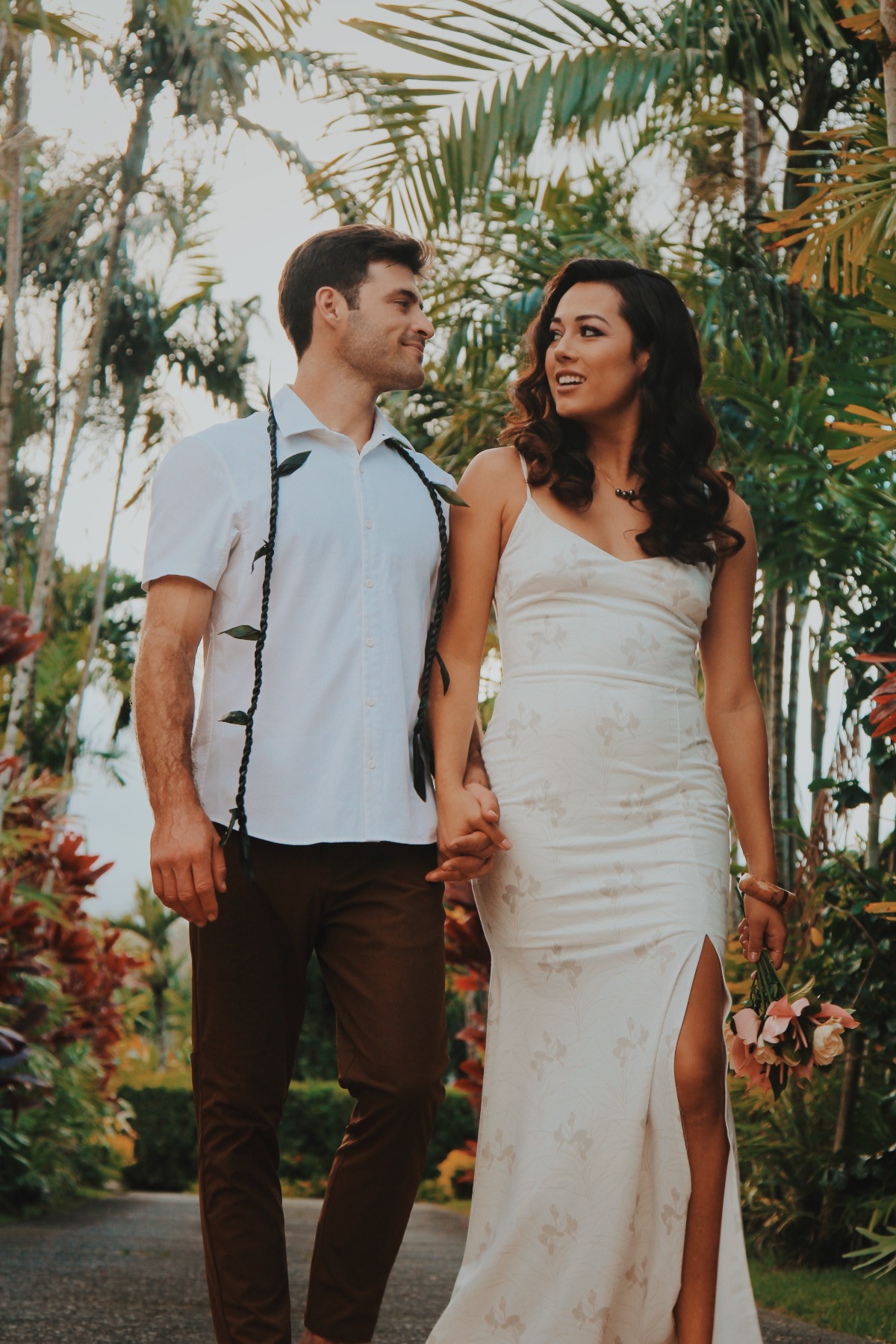 hawaiian destination wedding