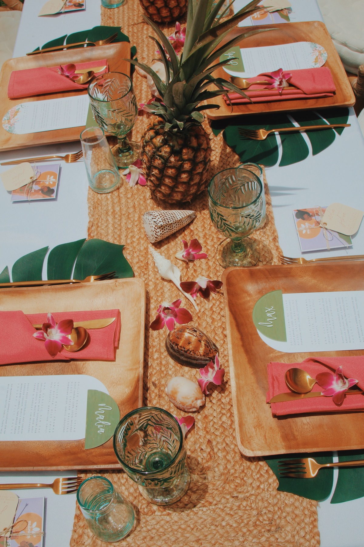 tropical tablescape ideas