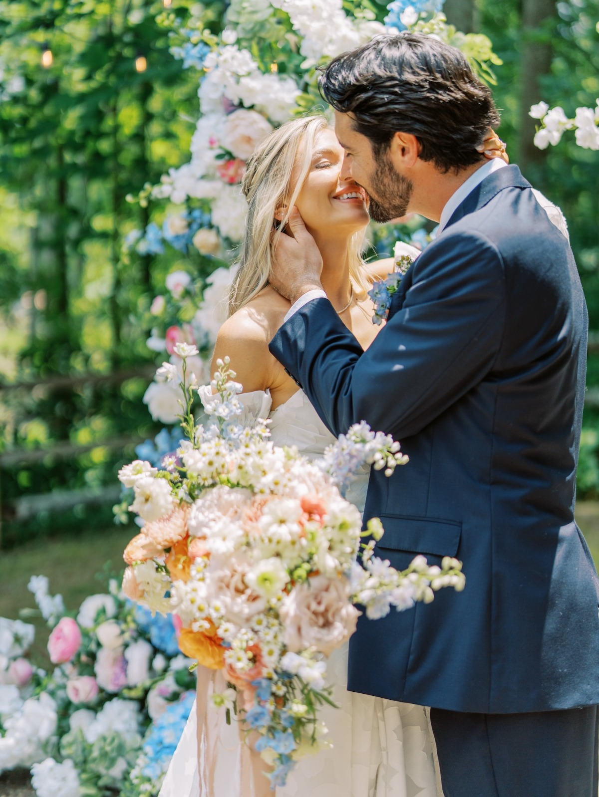 whimsical pastel wedding bouquet ideas