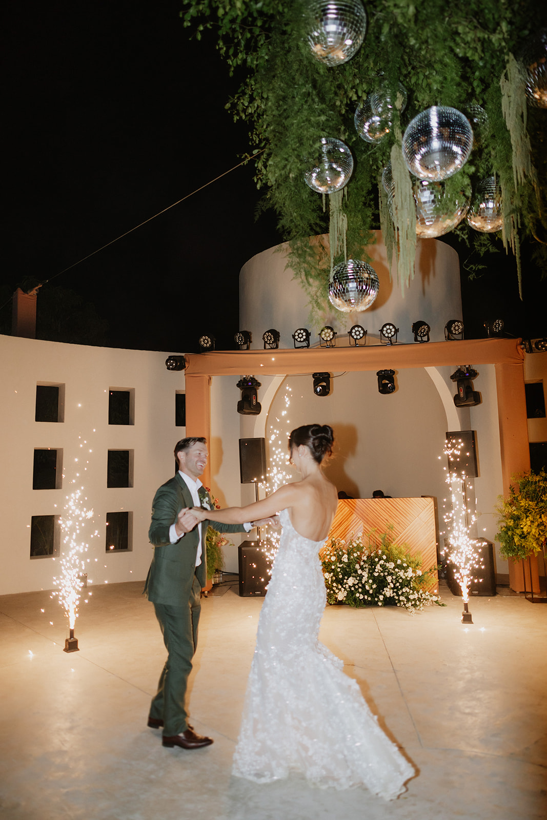 cold sparks for wedding reception in cabo