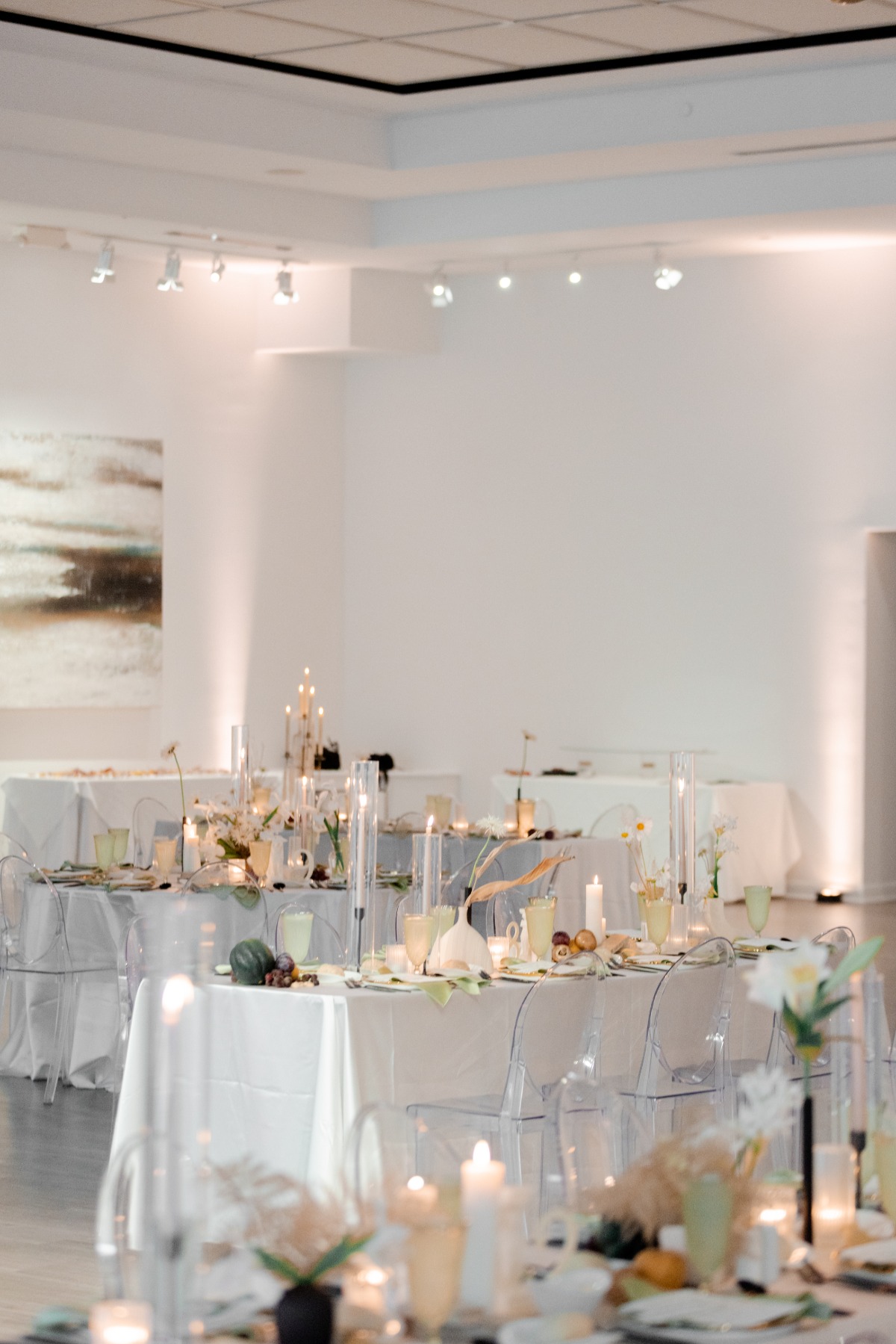 minimal stem centerpieces