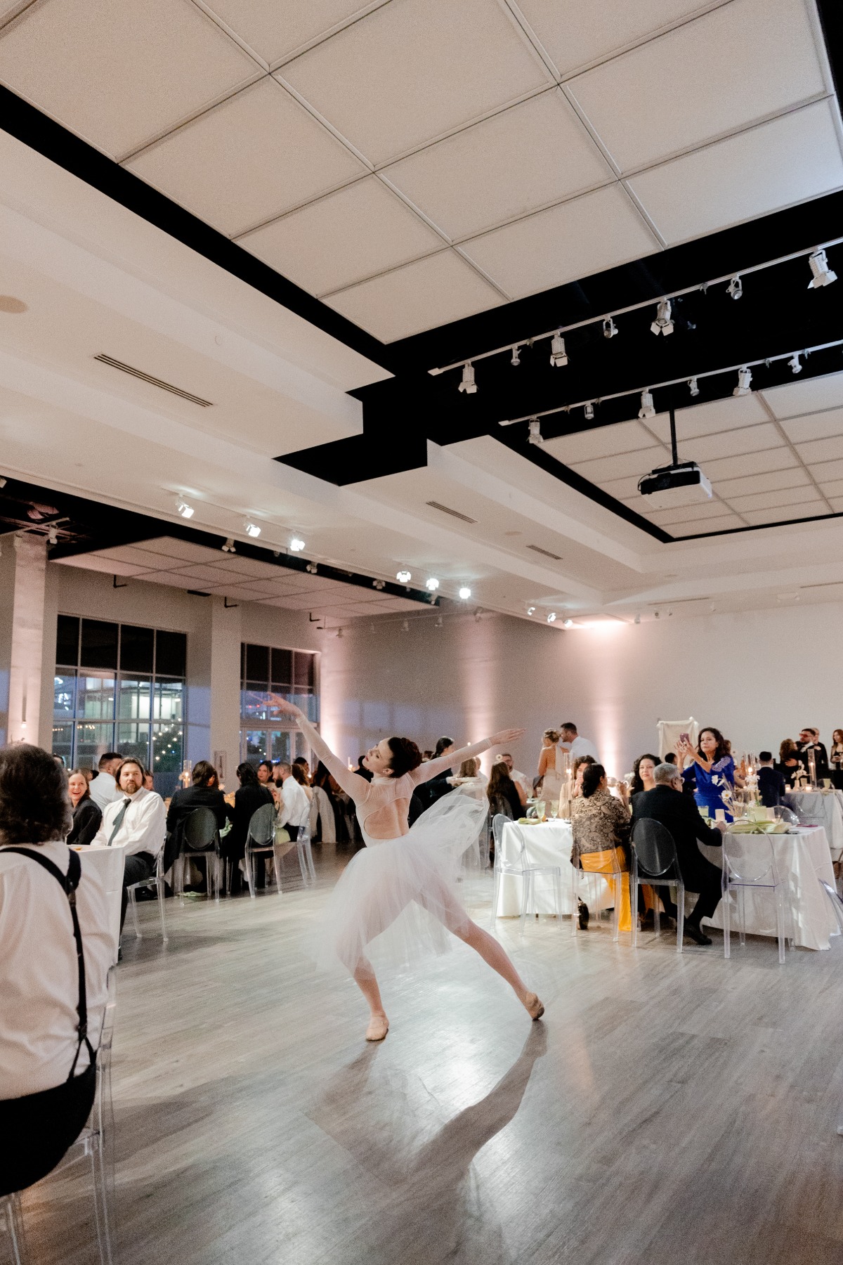 ballet dancer wedding reception entertainment
