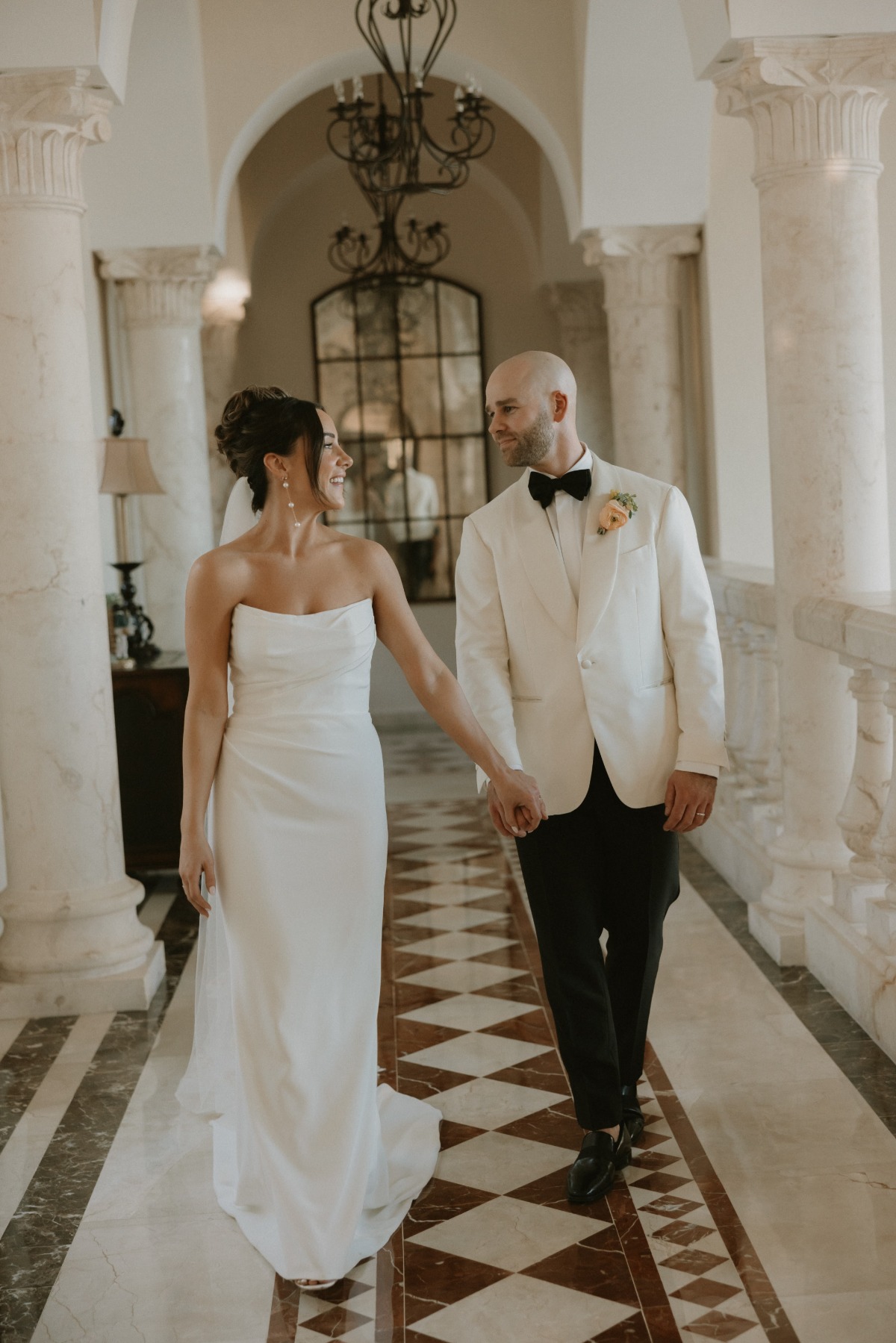simple and chic wedding dress