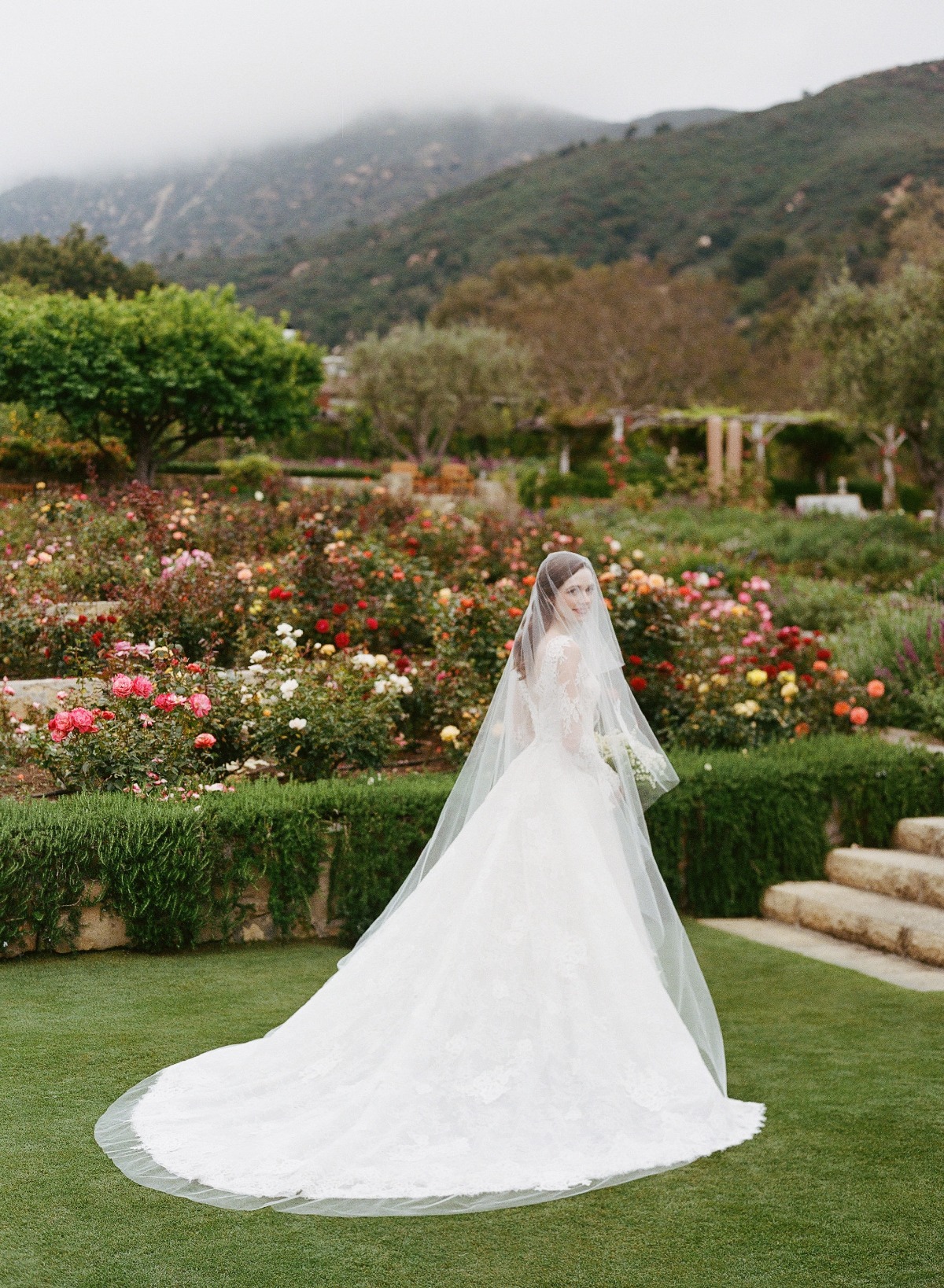 timeless garden wedding ideas