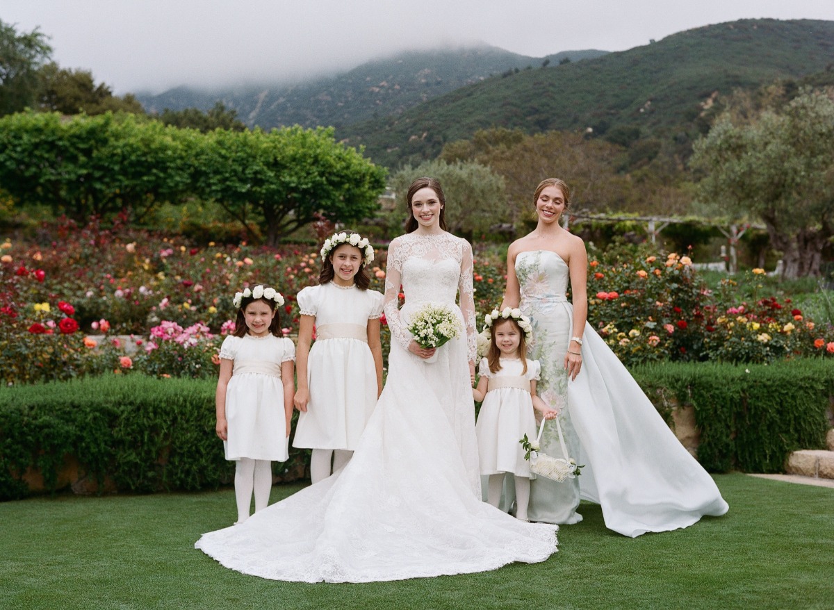 wedding party portrait ideas