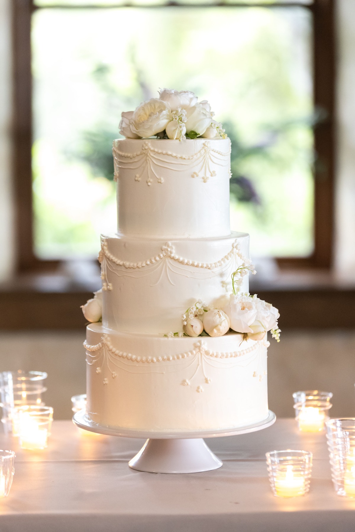 classic white wedding cake