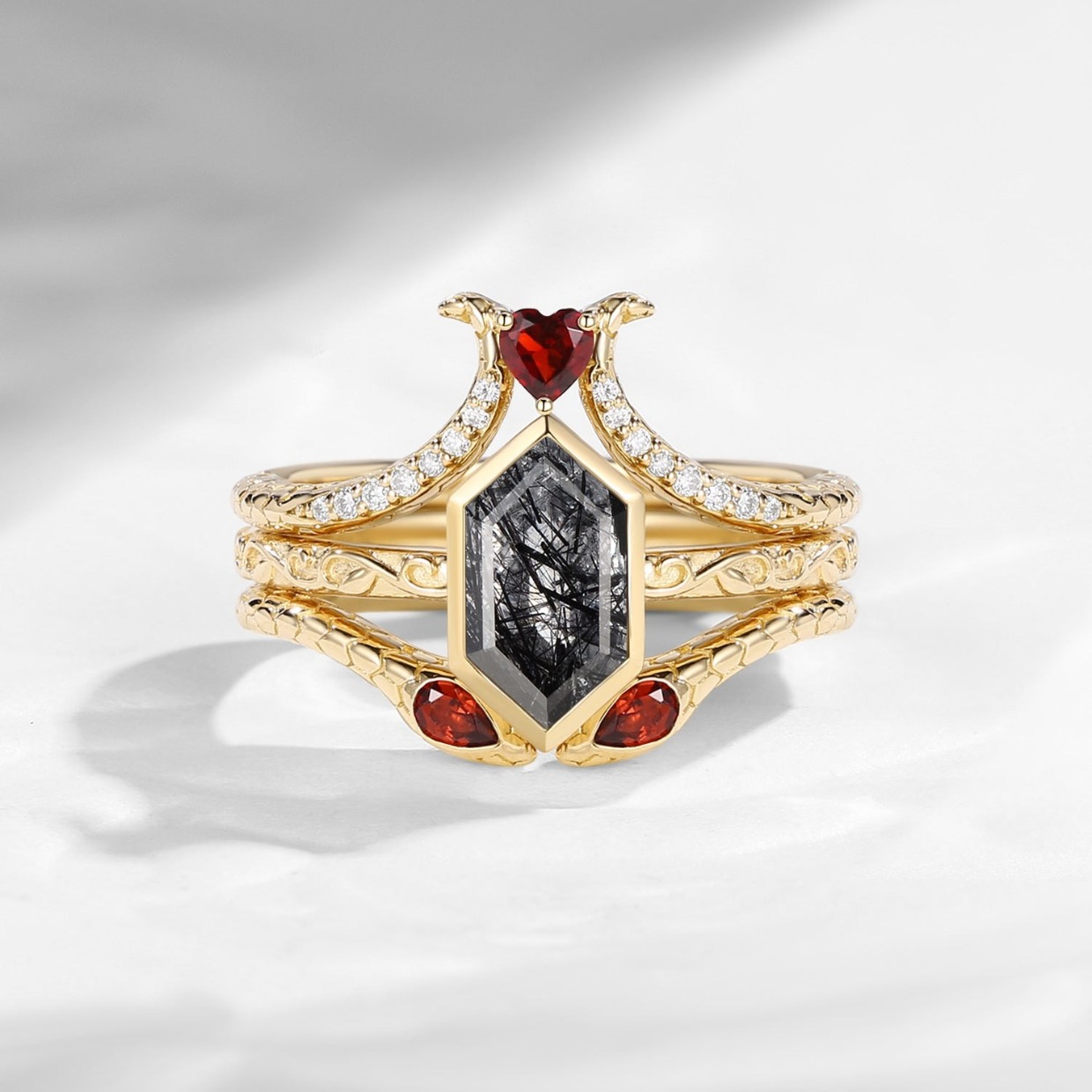 non traditional engagement ring set by StarlandUS