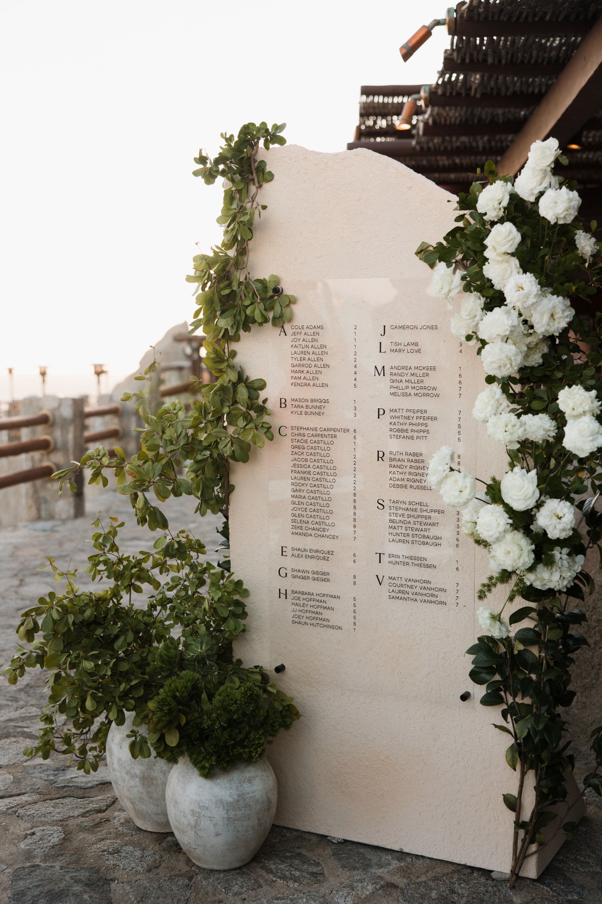 stone escort wall for wedding