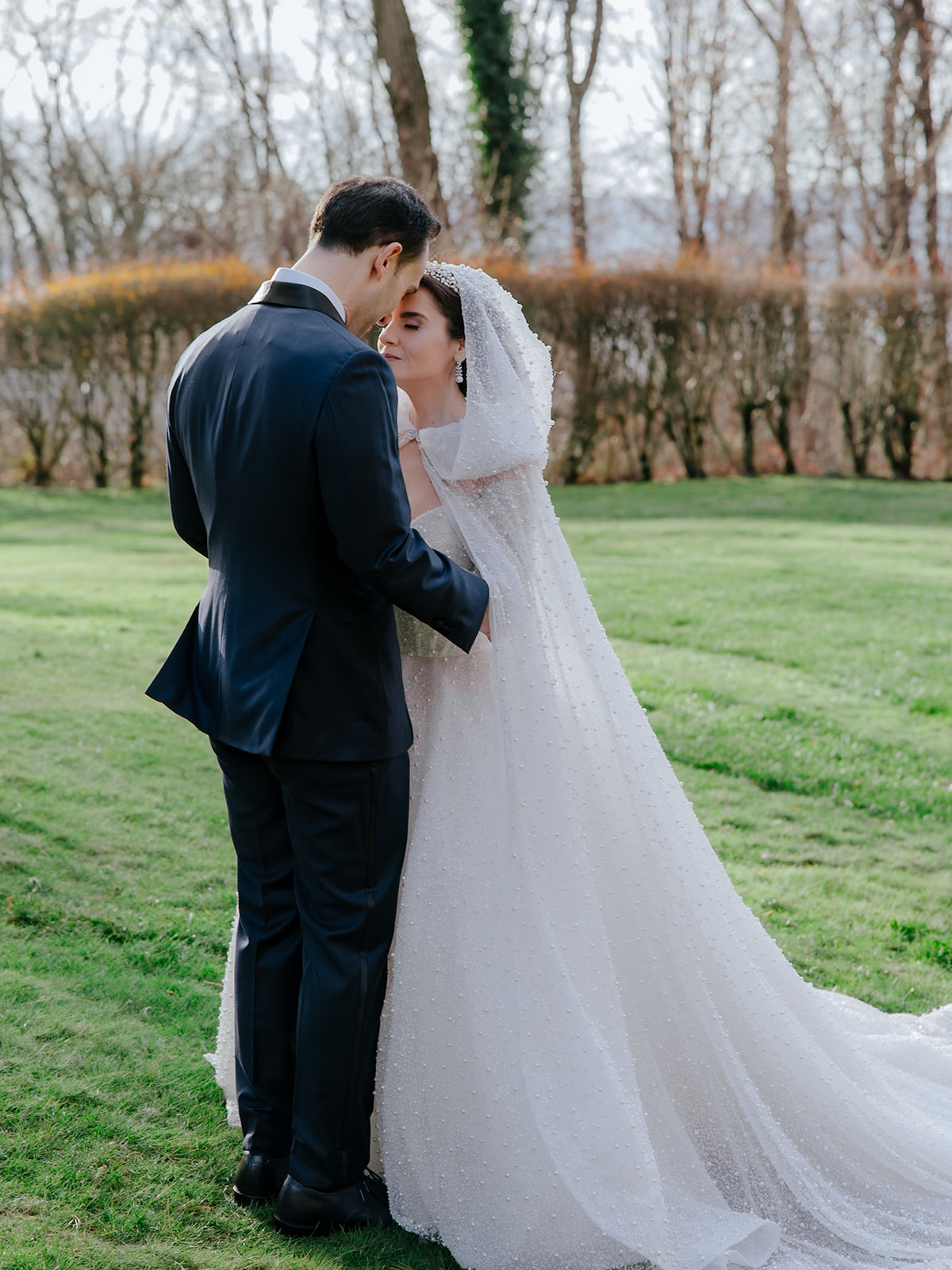 winter wedding looks for bride and groom