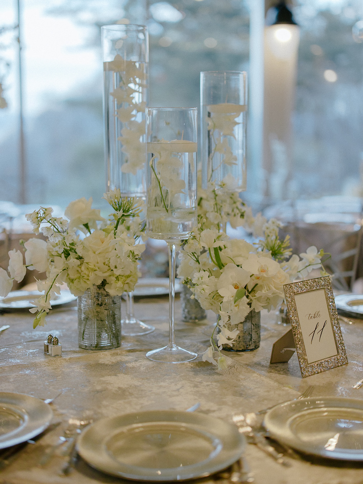 metallic winter wedding ideas