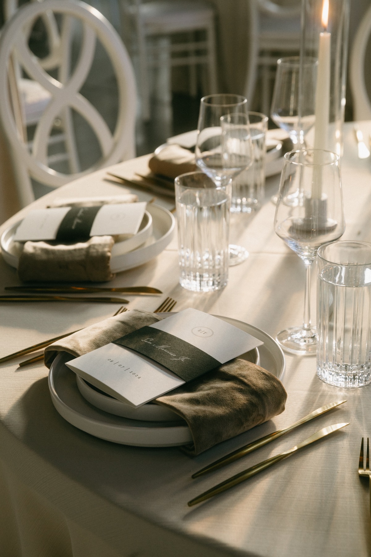 champagne and olive wedding ideas