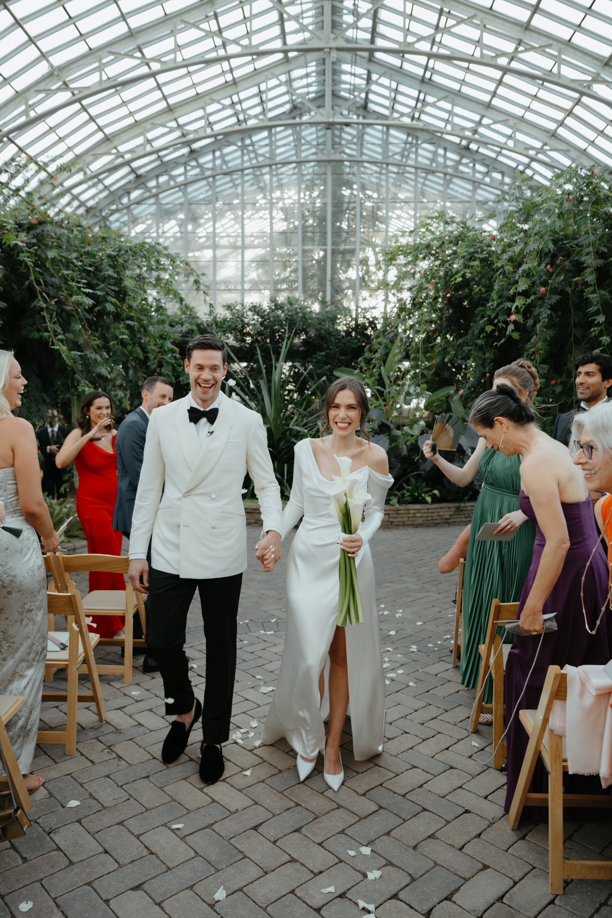 garfield-conservatory-chicago-wedding-39
