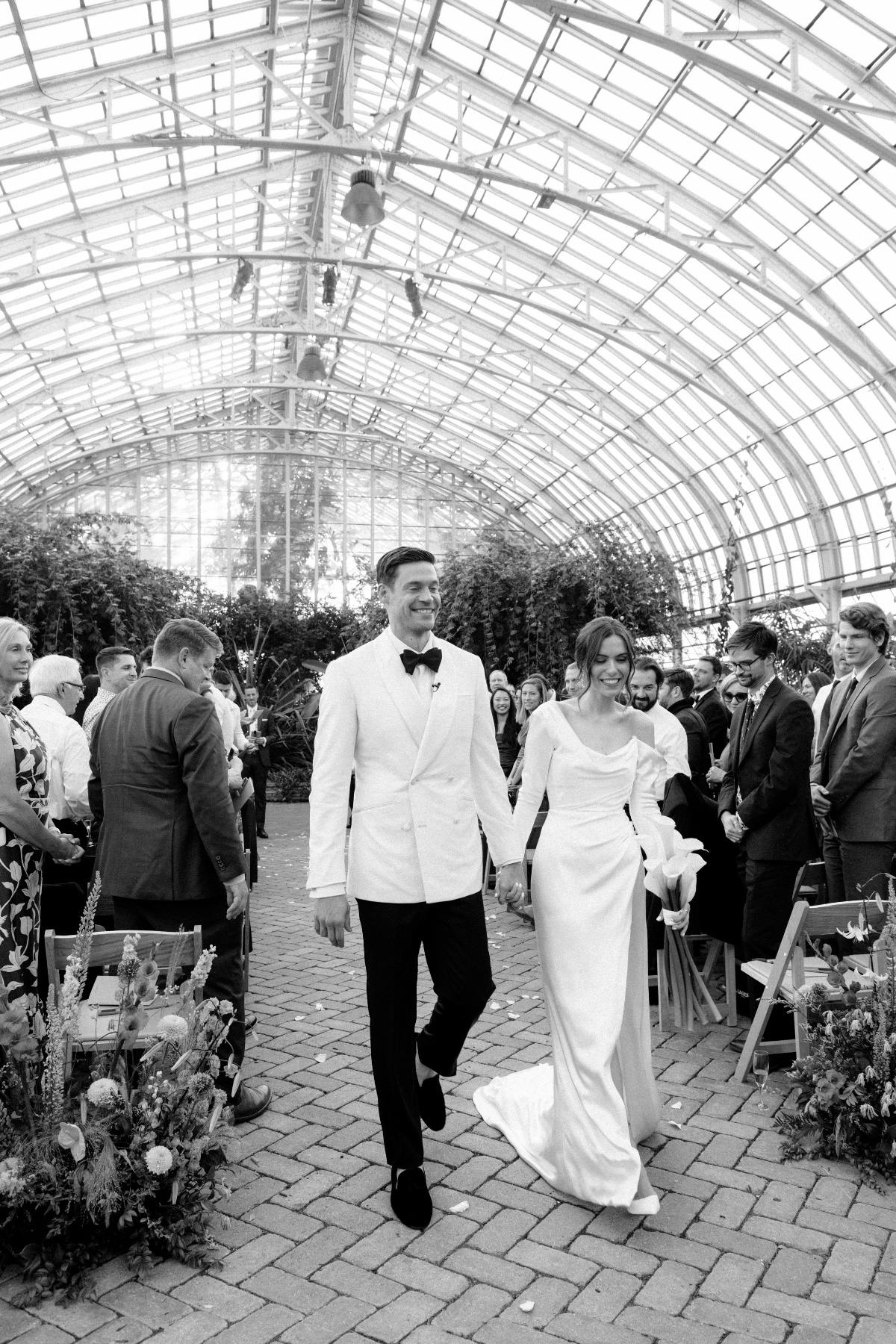 garfield-conservatory-chicago-wedding-40