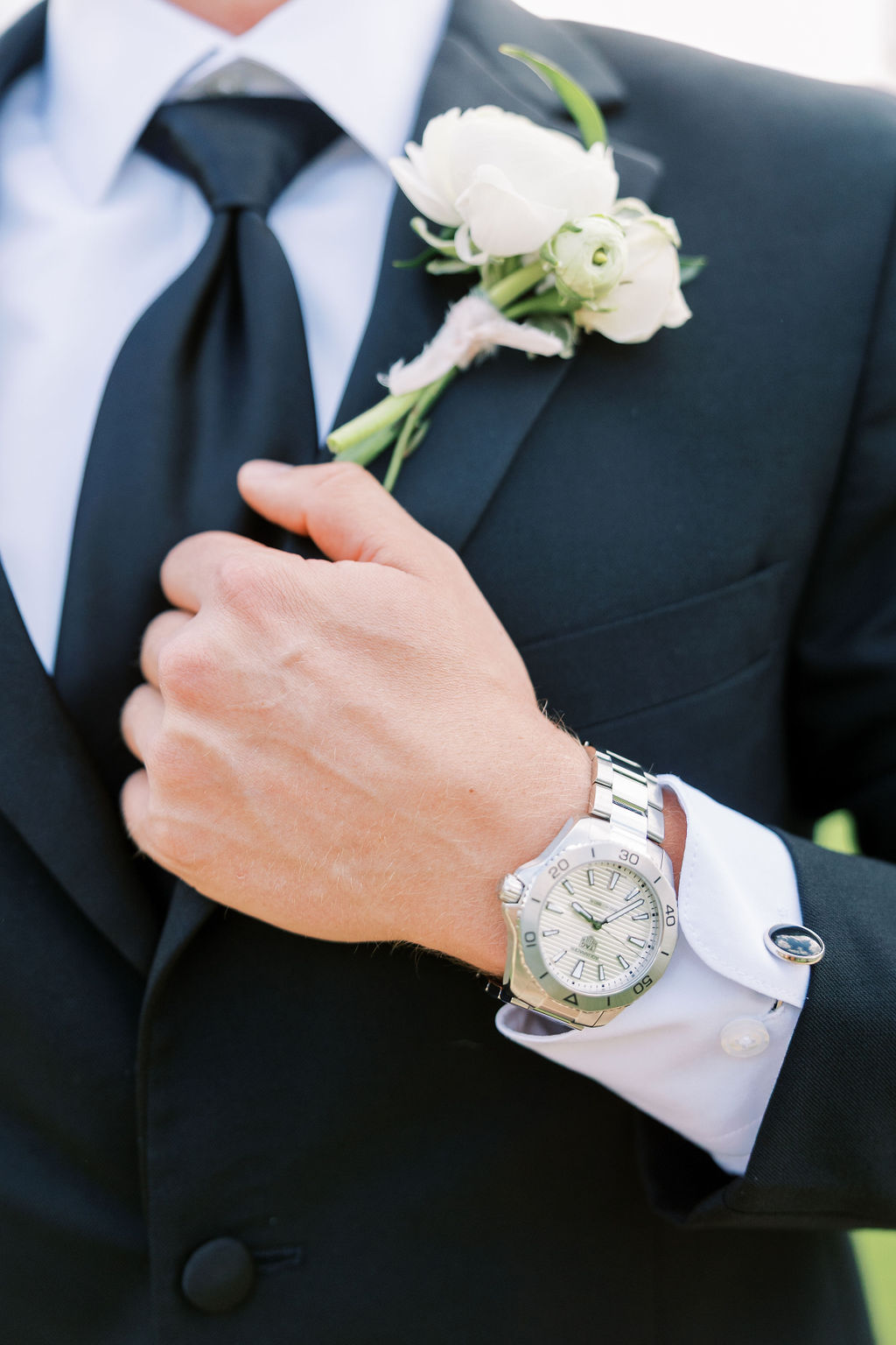 groom look