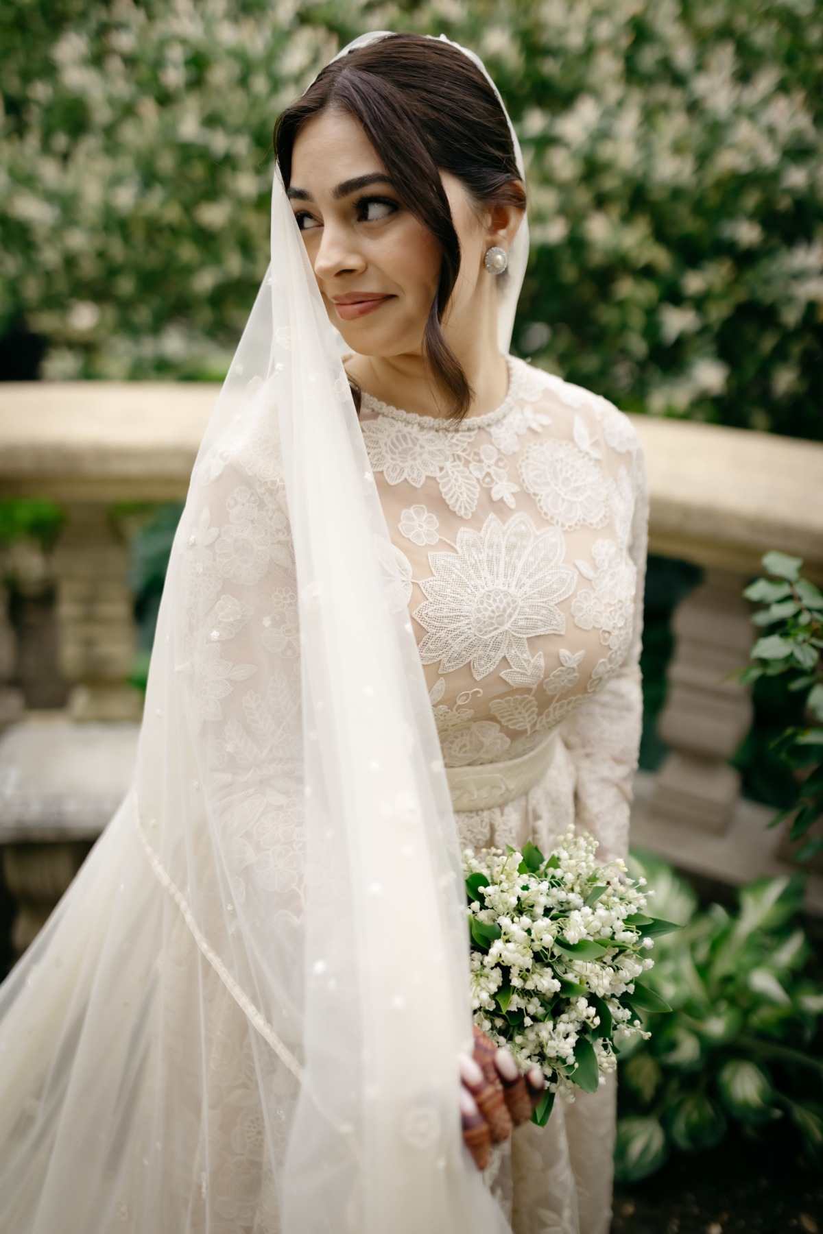 small white flower bouquet
