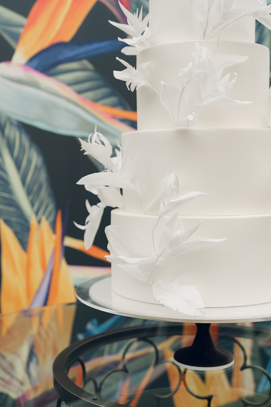modern tropical wedding cake