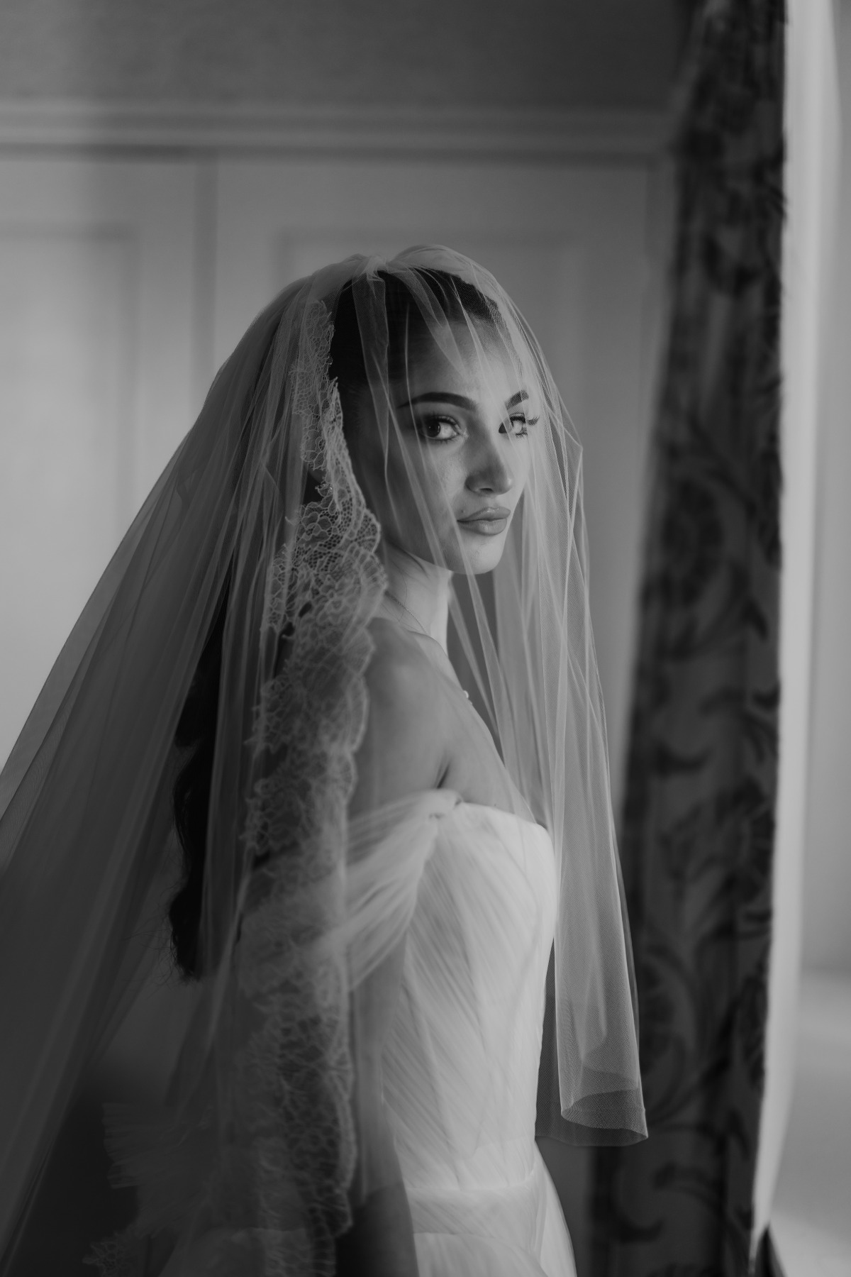 black and white bridal portraits