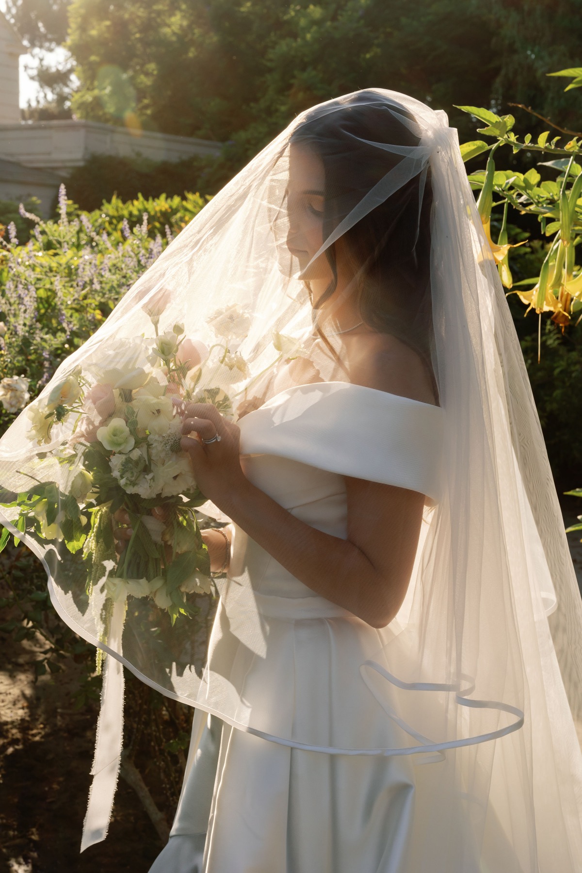 silk trimmed veil