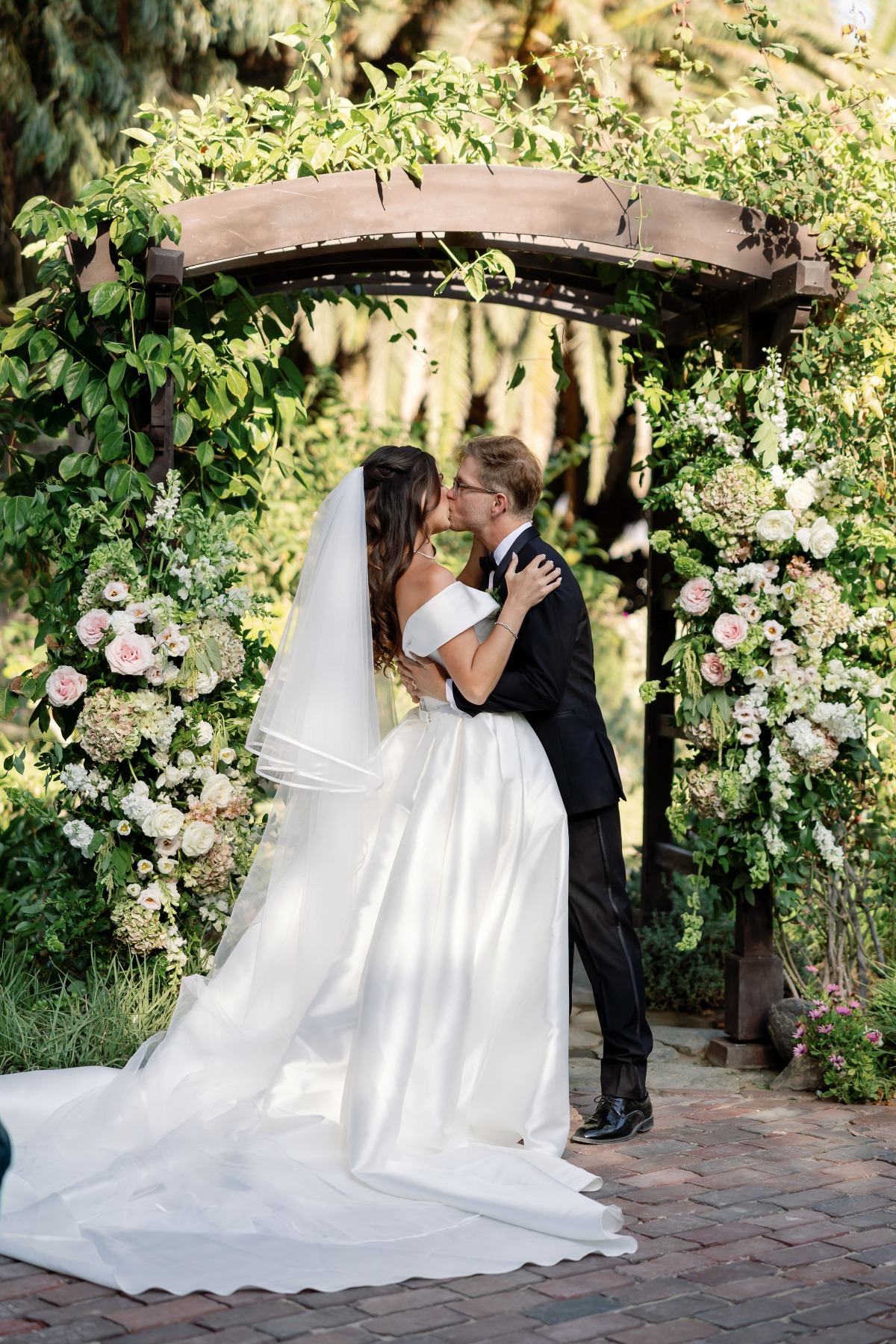 pale pink and green garden wedding