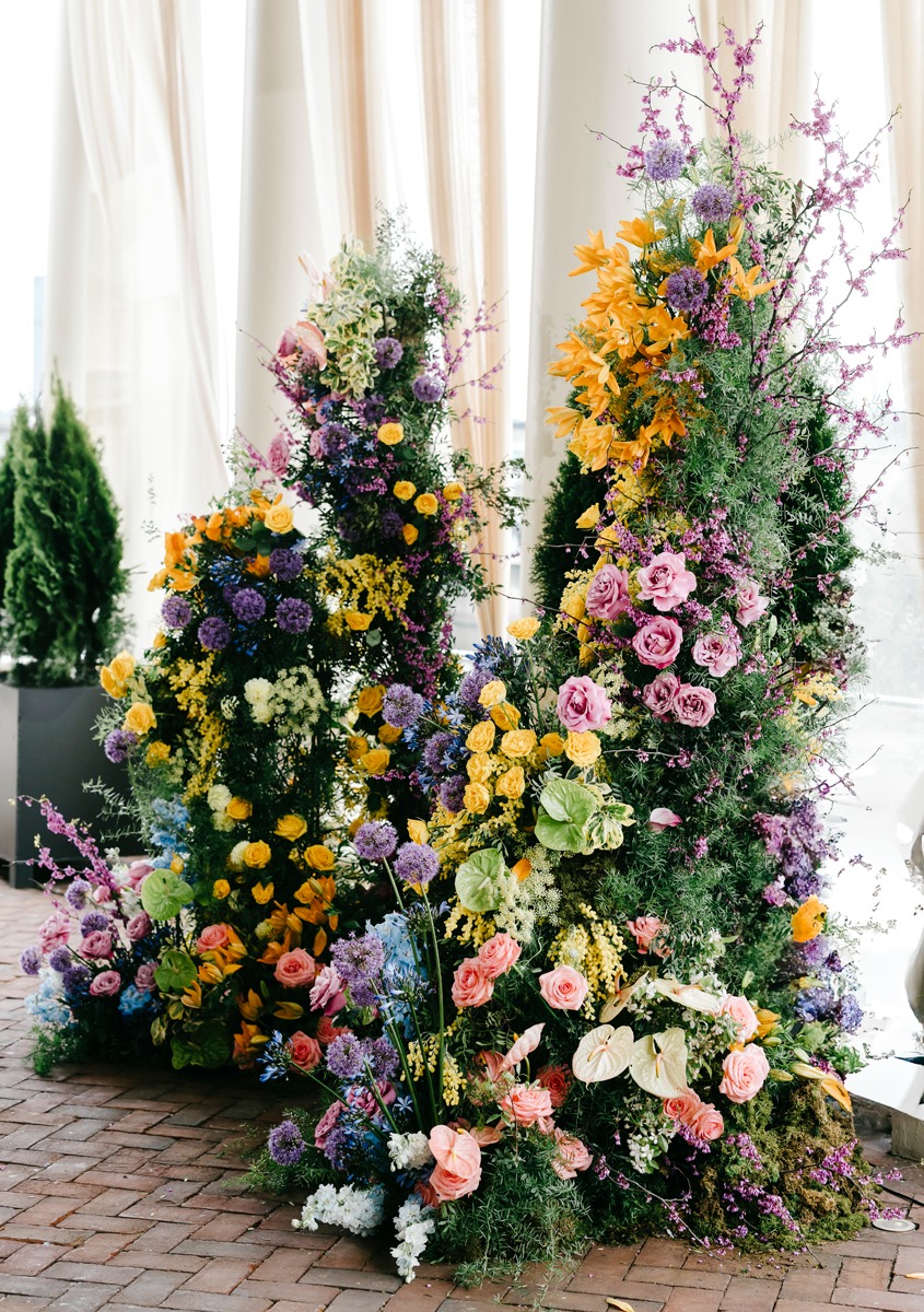 forrest wedding ceremony flower installation