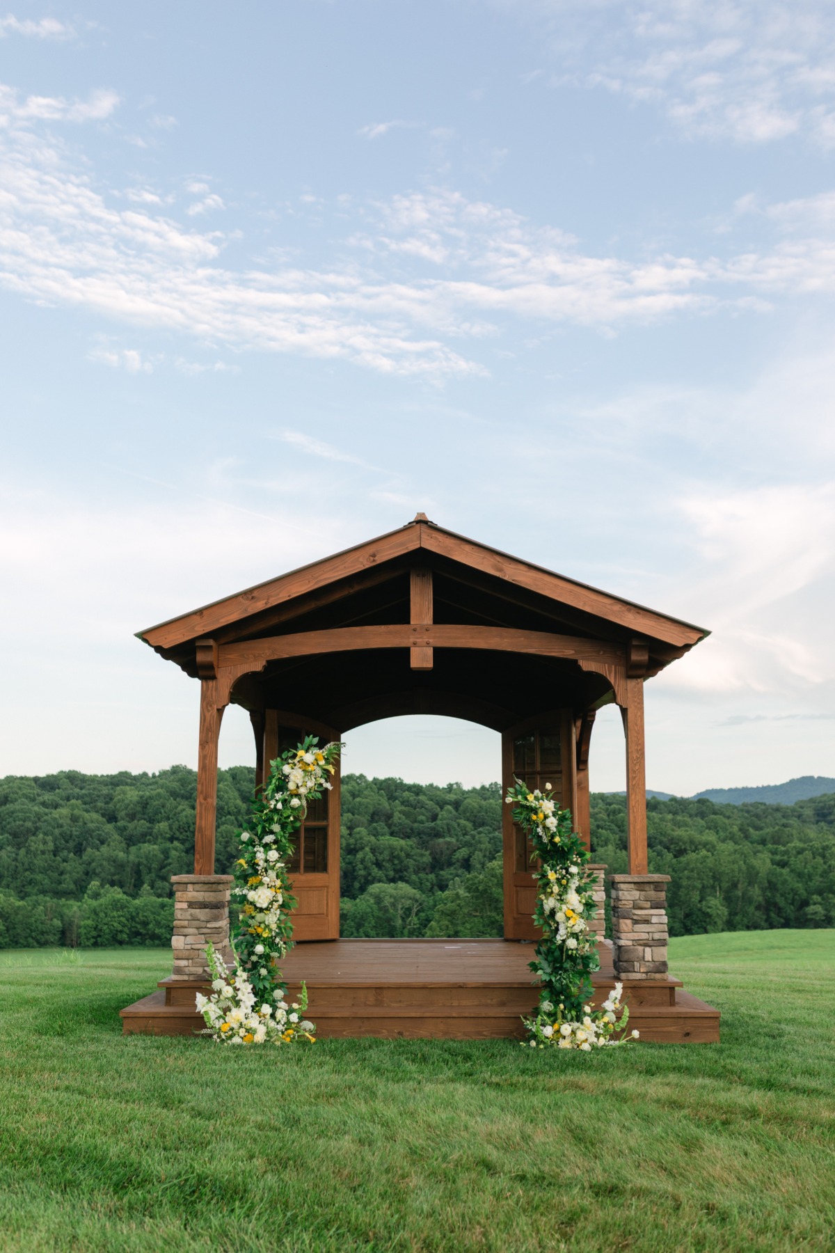 pergola ceremony ideas for wedding