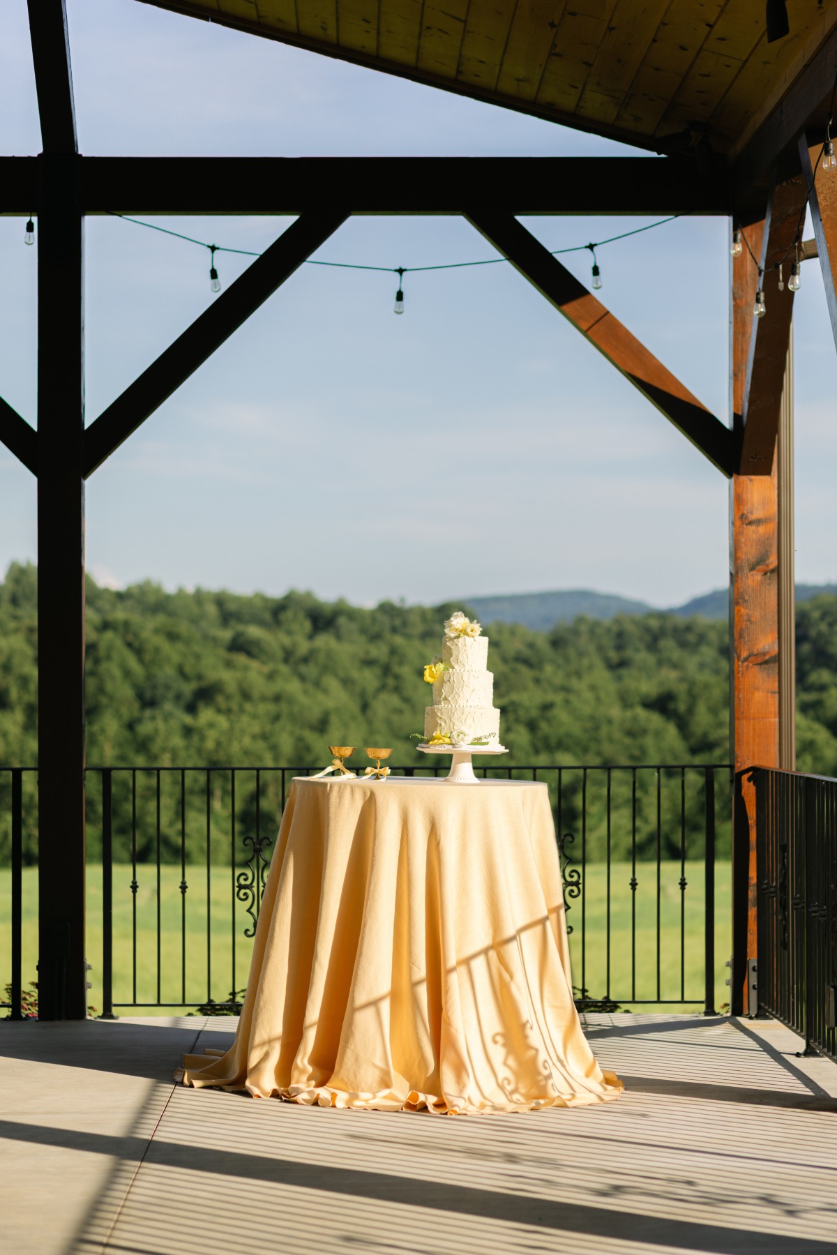butter yellow wedding cake