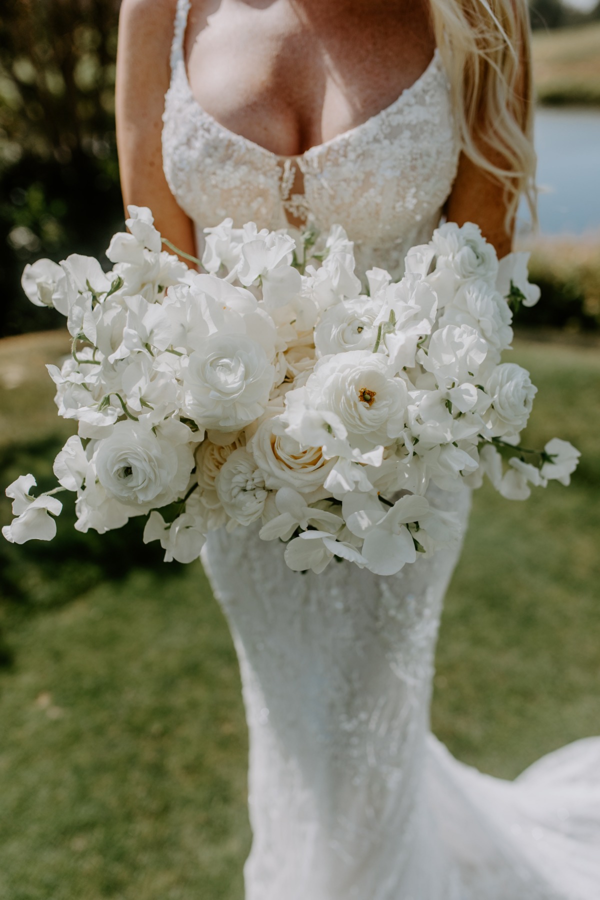 bridal bouquet photo ideas