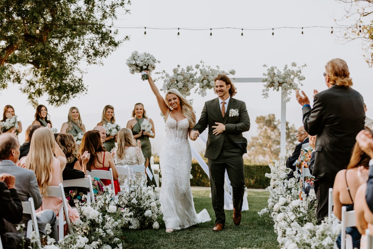 cute wedding ceremony photo ideas