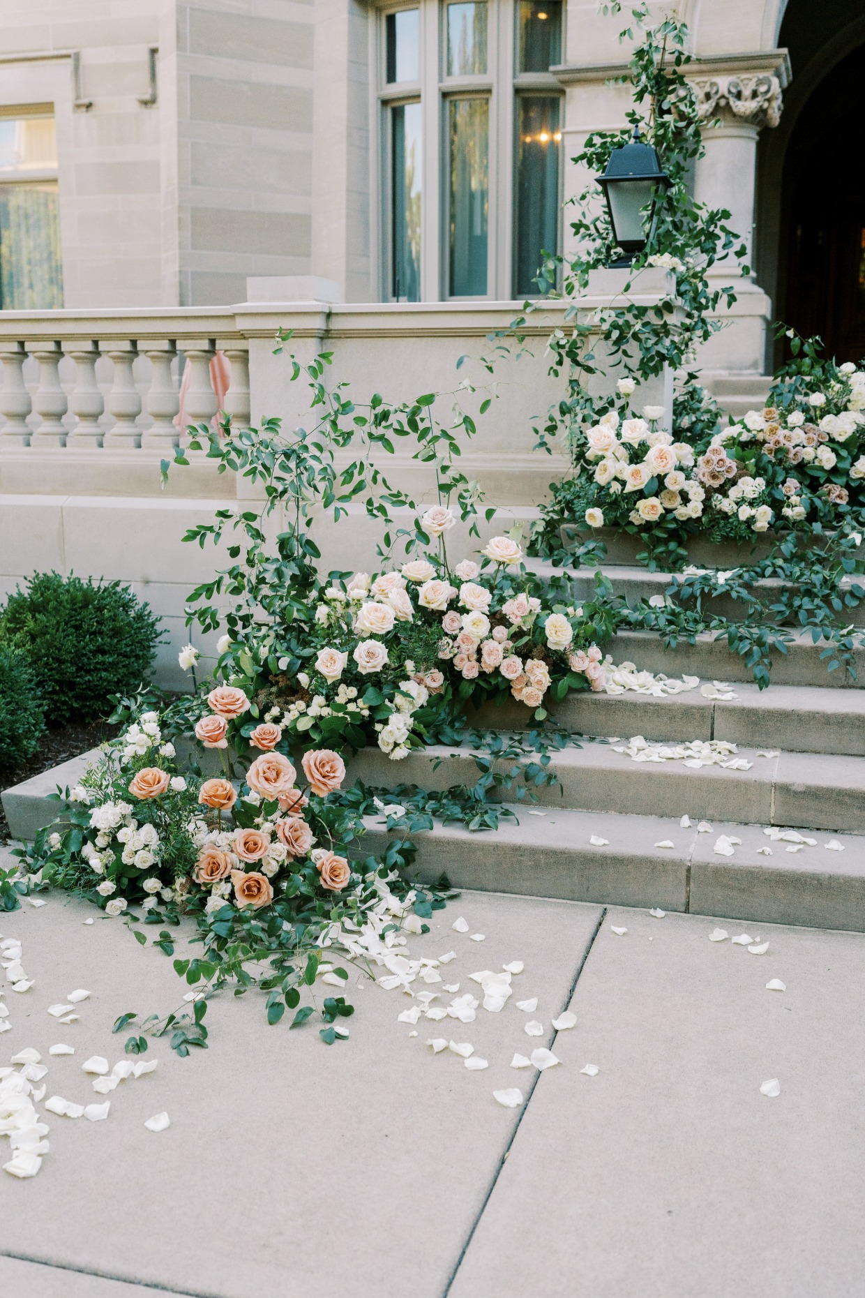 pastel wedding flowers galia lahav