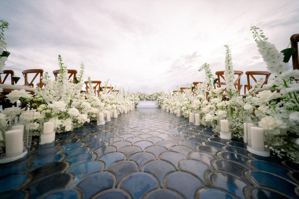 phuket-romance-julia-jon-19apr2025-sri-panwa-madiowphotography-53