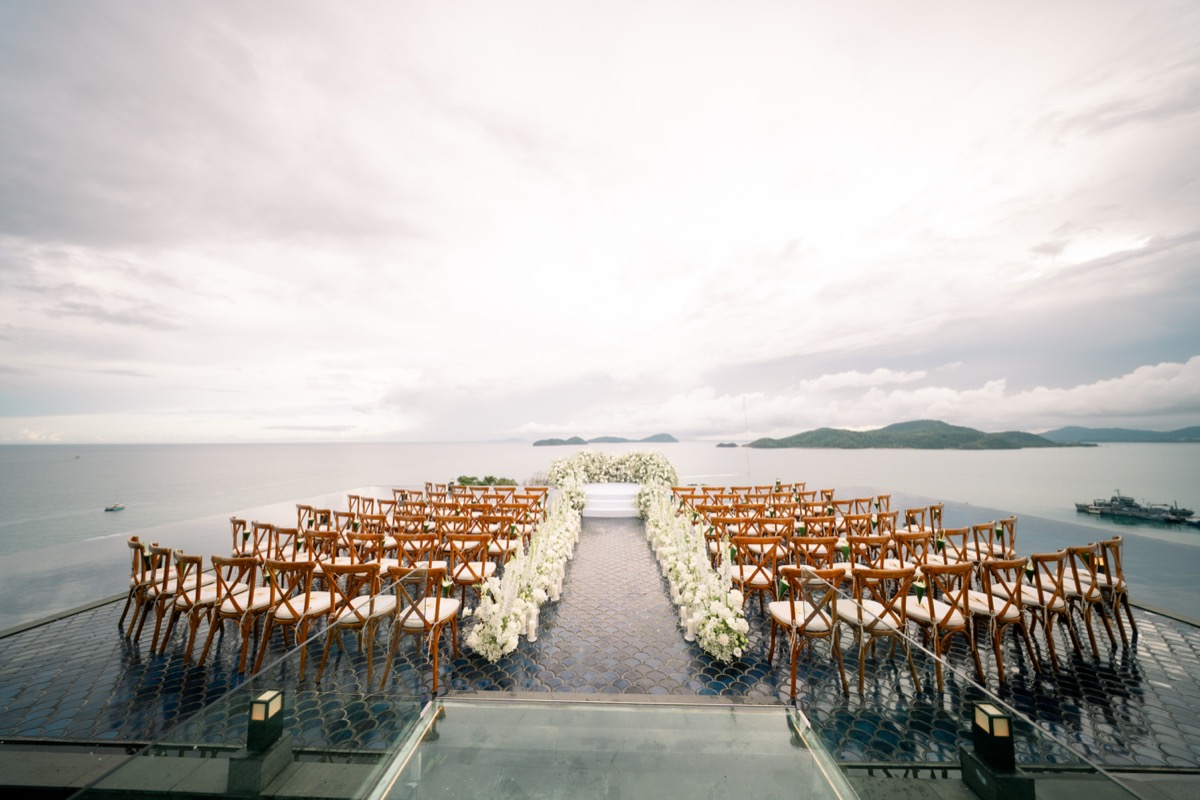 phuket-romance-julia-jon-19apr2025-sri-panwa-madiowphotography-54